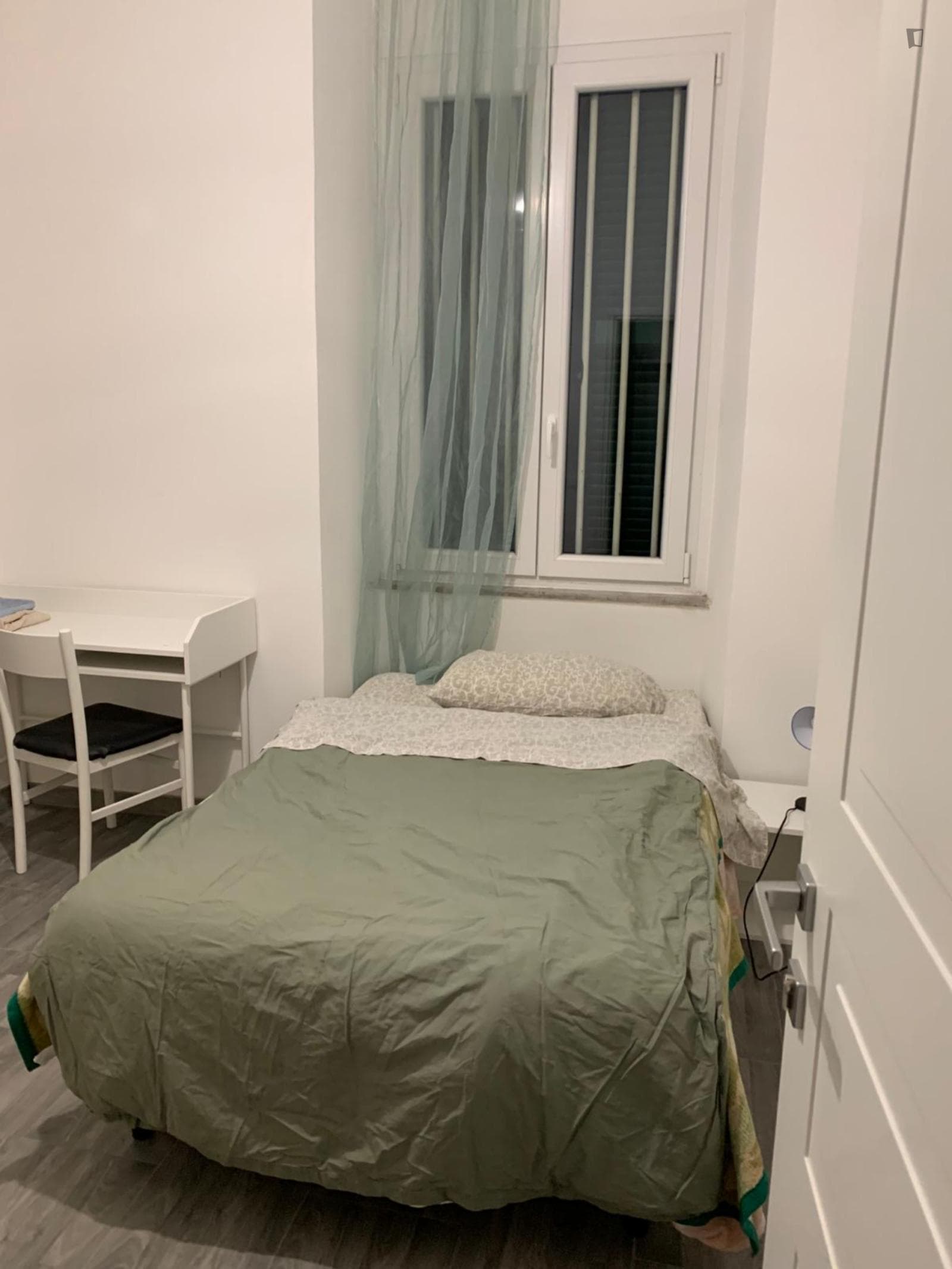 Double ensuite bedroom near Sapienza University of Rome photo 1