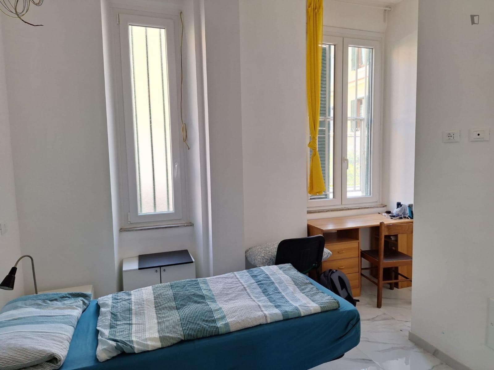 Bright single ensuite bedroom in Nomentano photo 1