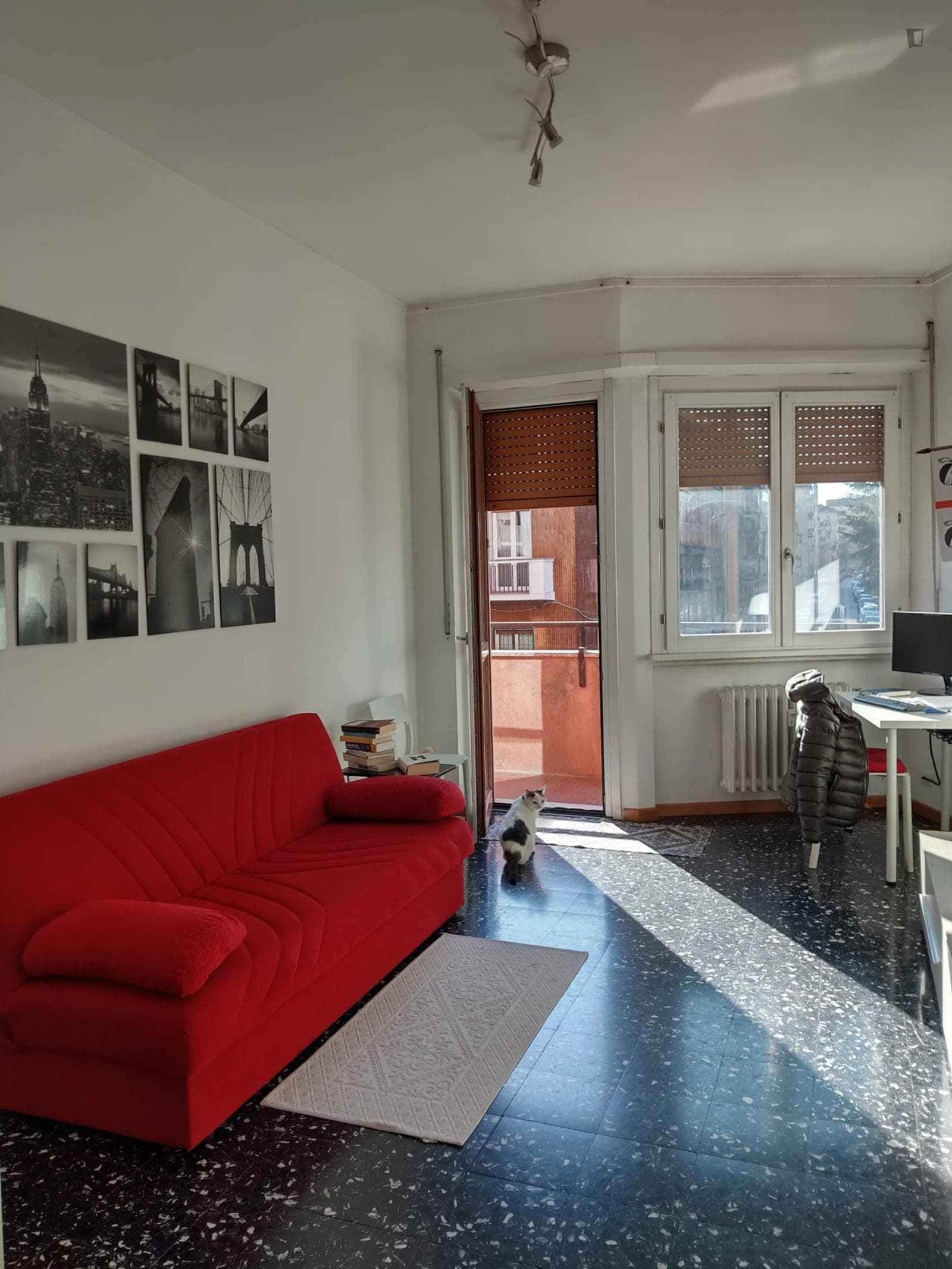 Nice Double Bedroom with balcony, well connected to Politecnico di Milano photo 1