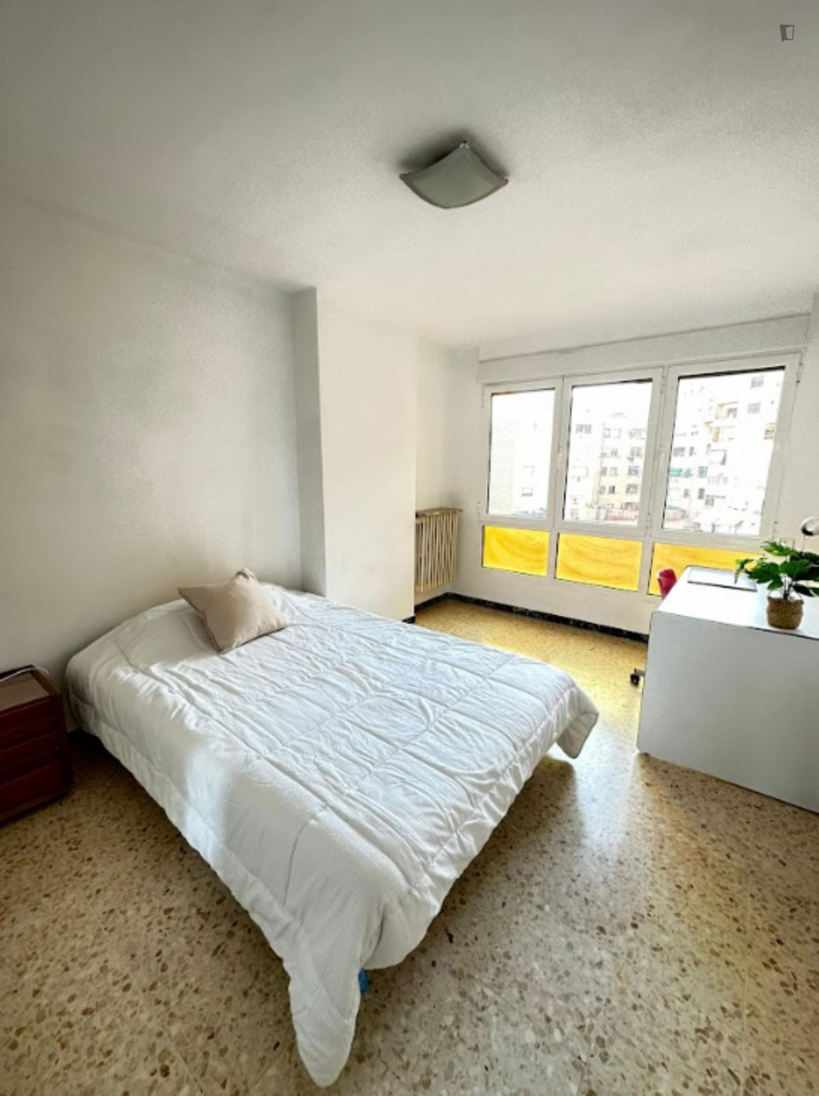Large double bedroom in El Gancho photo 1