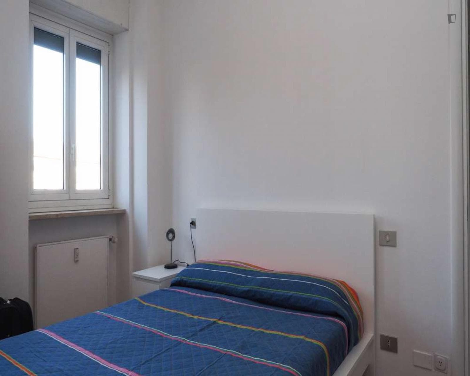 Comfy double bedroom in Bande Nere district  photo 1