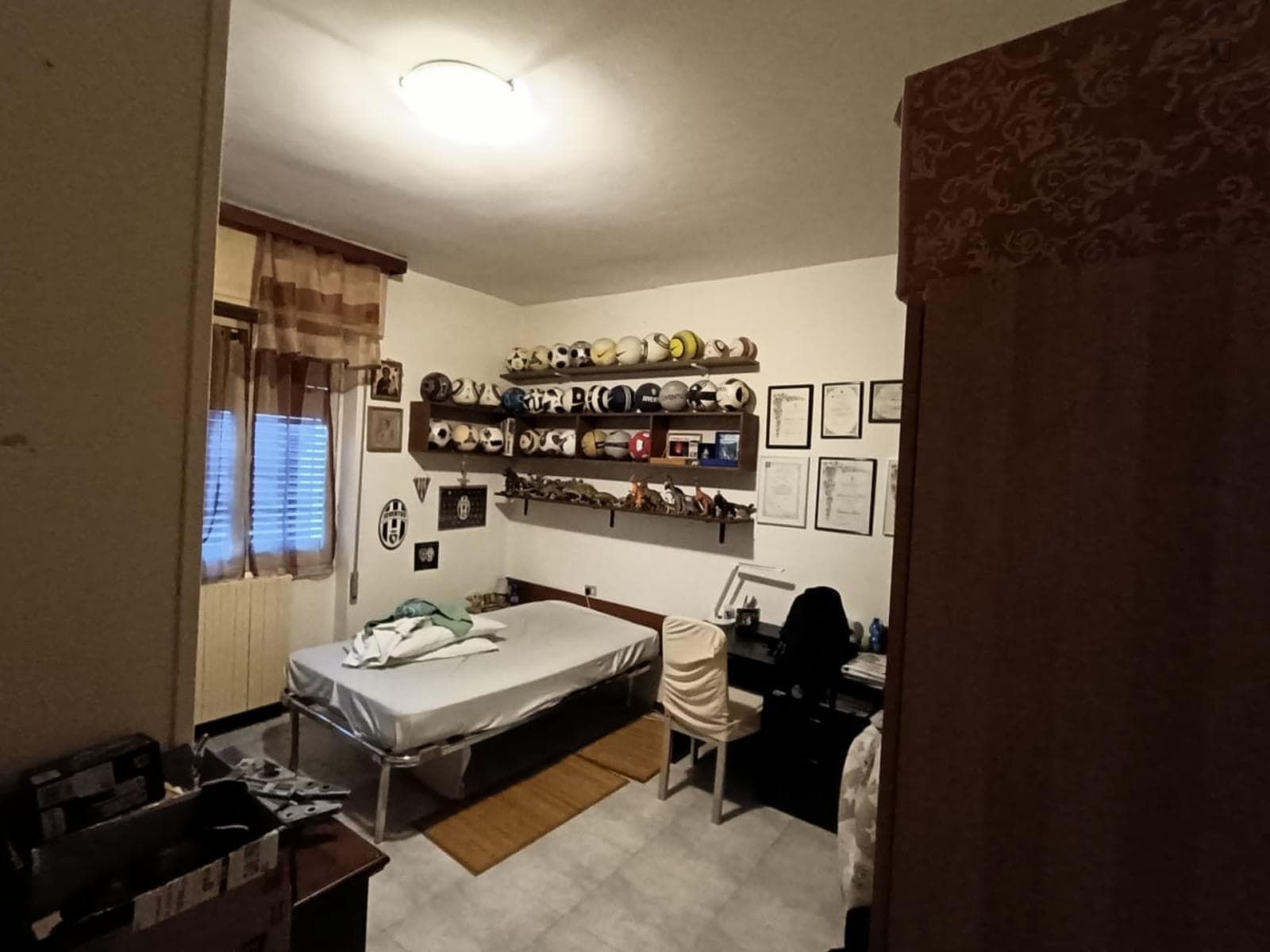 Comfy Single Bedroom well connected to Università degli Studi di Brescia photo 1