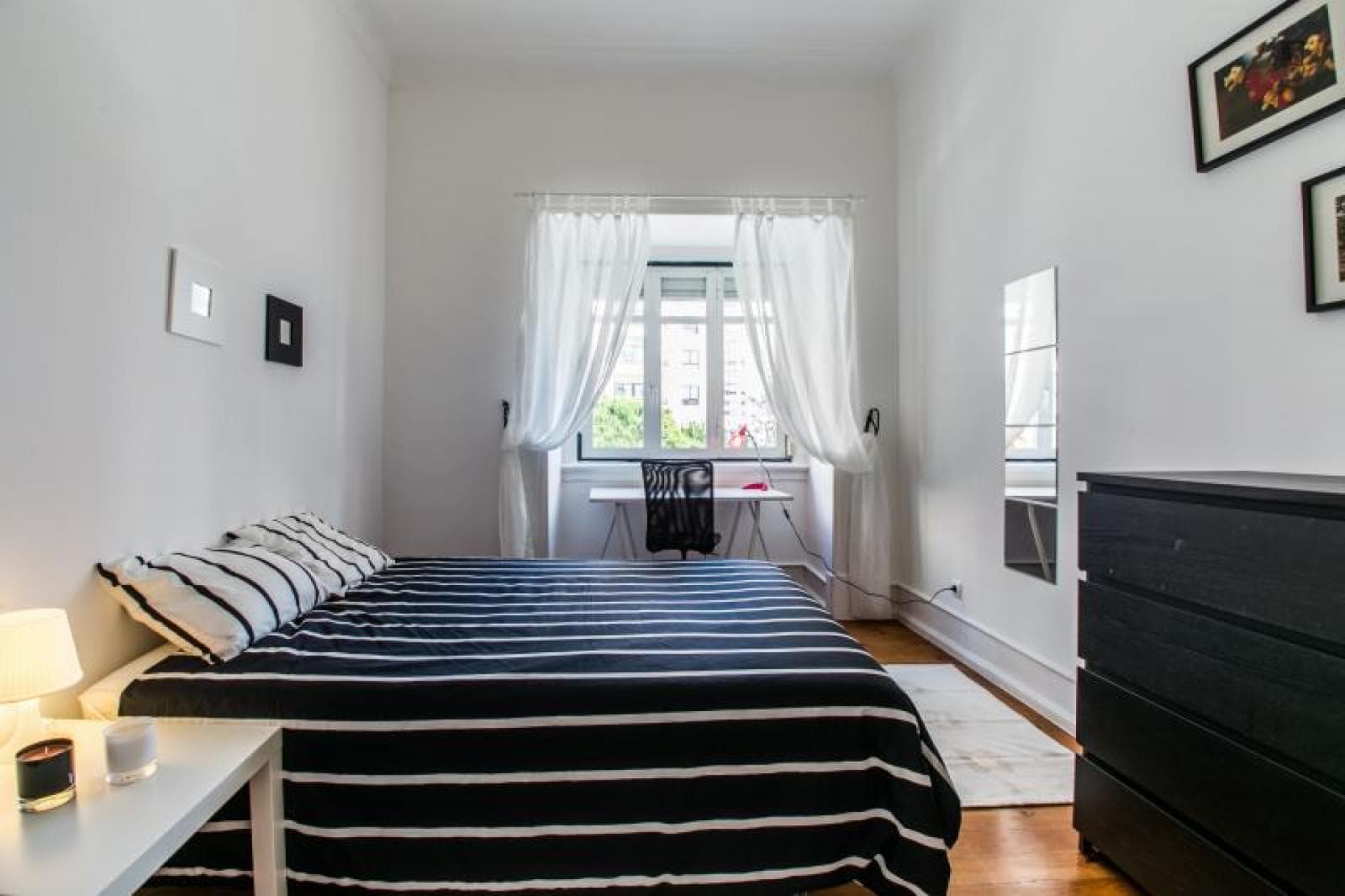 Extraordinary double bedroom in Sete Rios photo 1