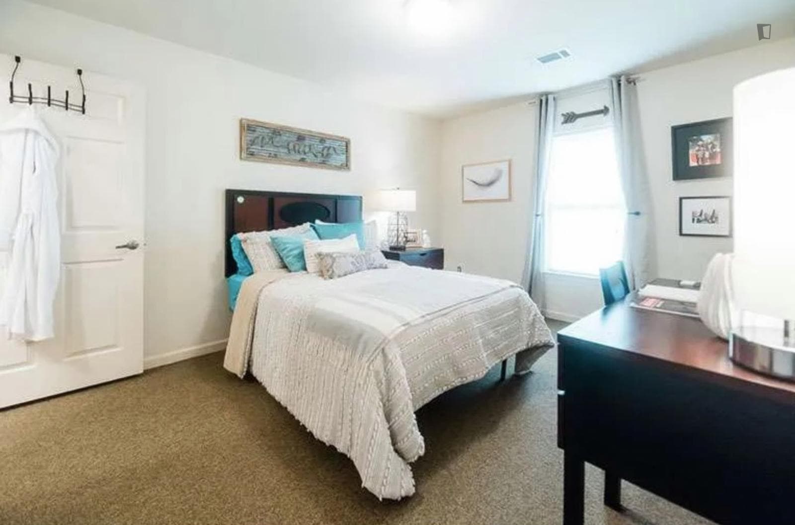 Lovely double ensuite bedroom in proximity to Texas Tech University photo 1