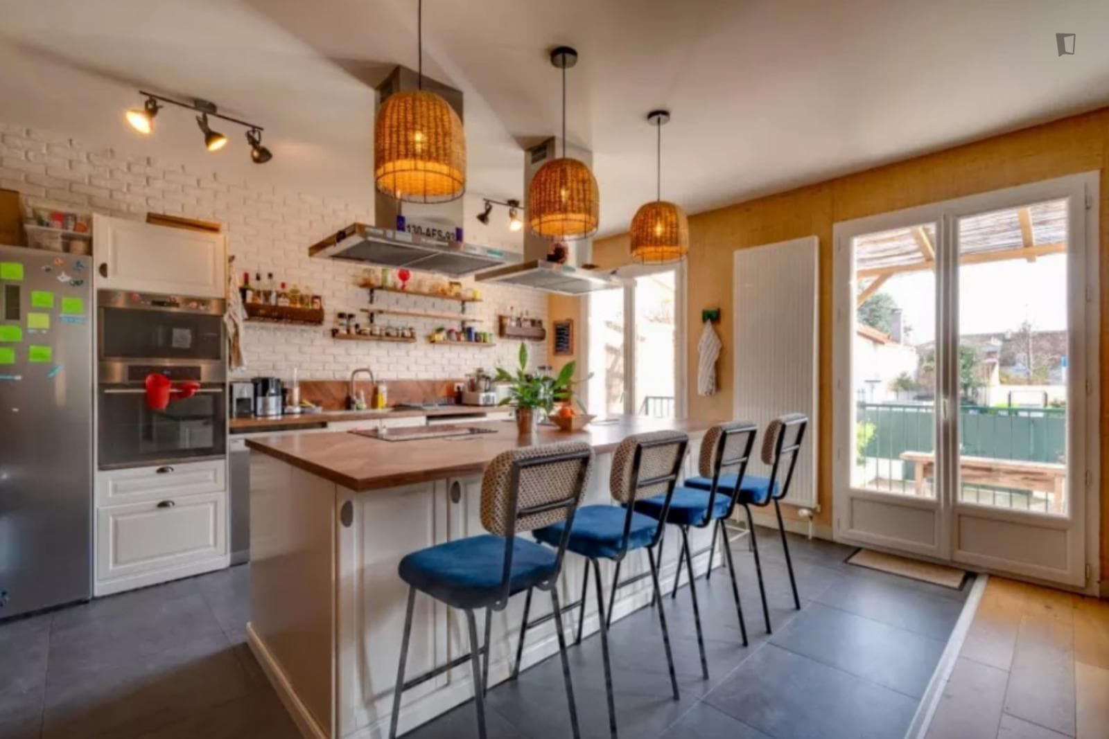 Property photo thumbnail