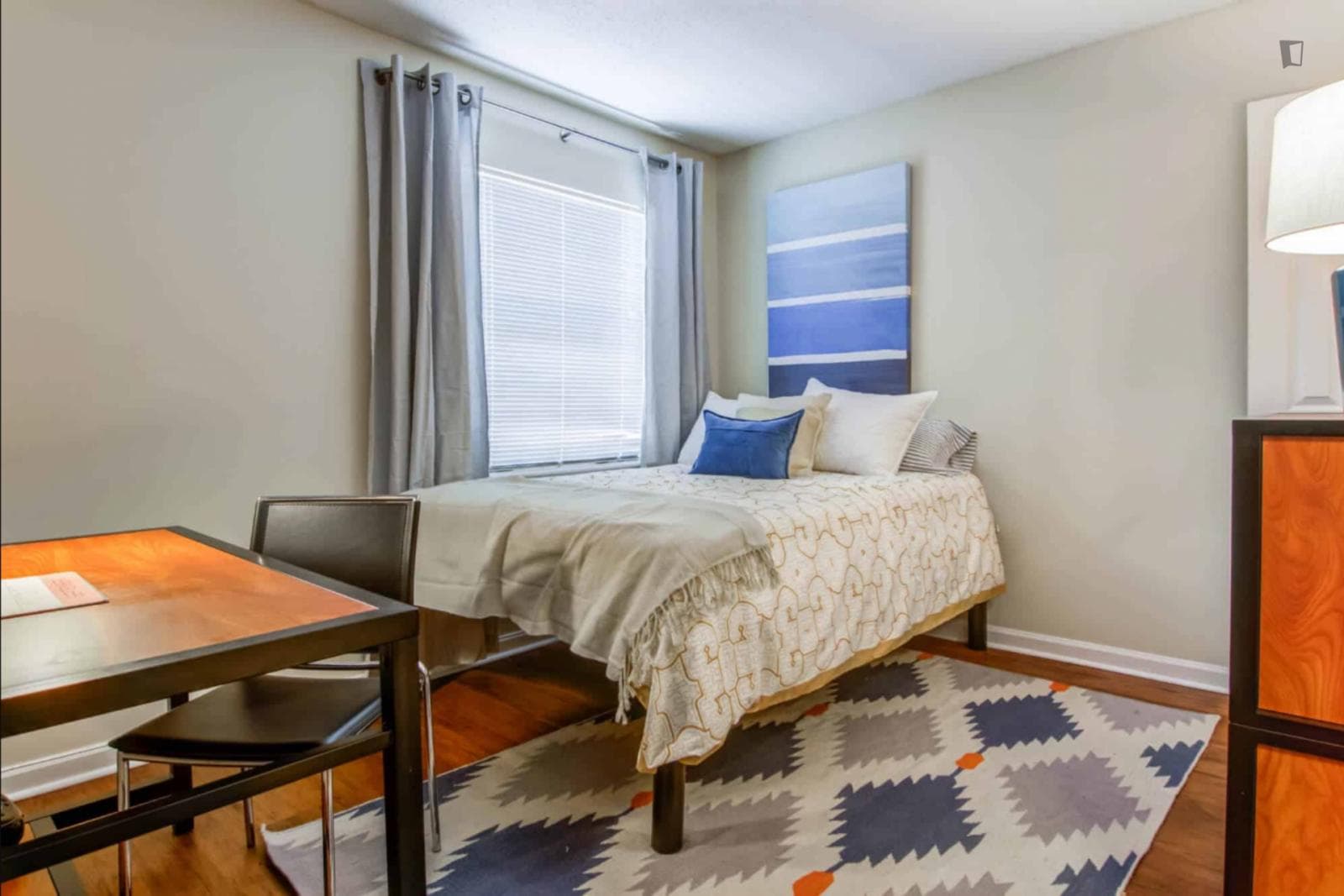 Inviting double bedroom close to Georgia Southern University photo 1