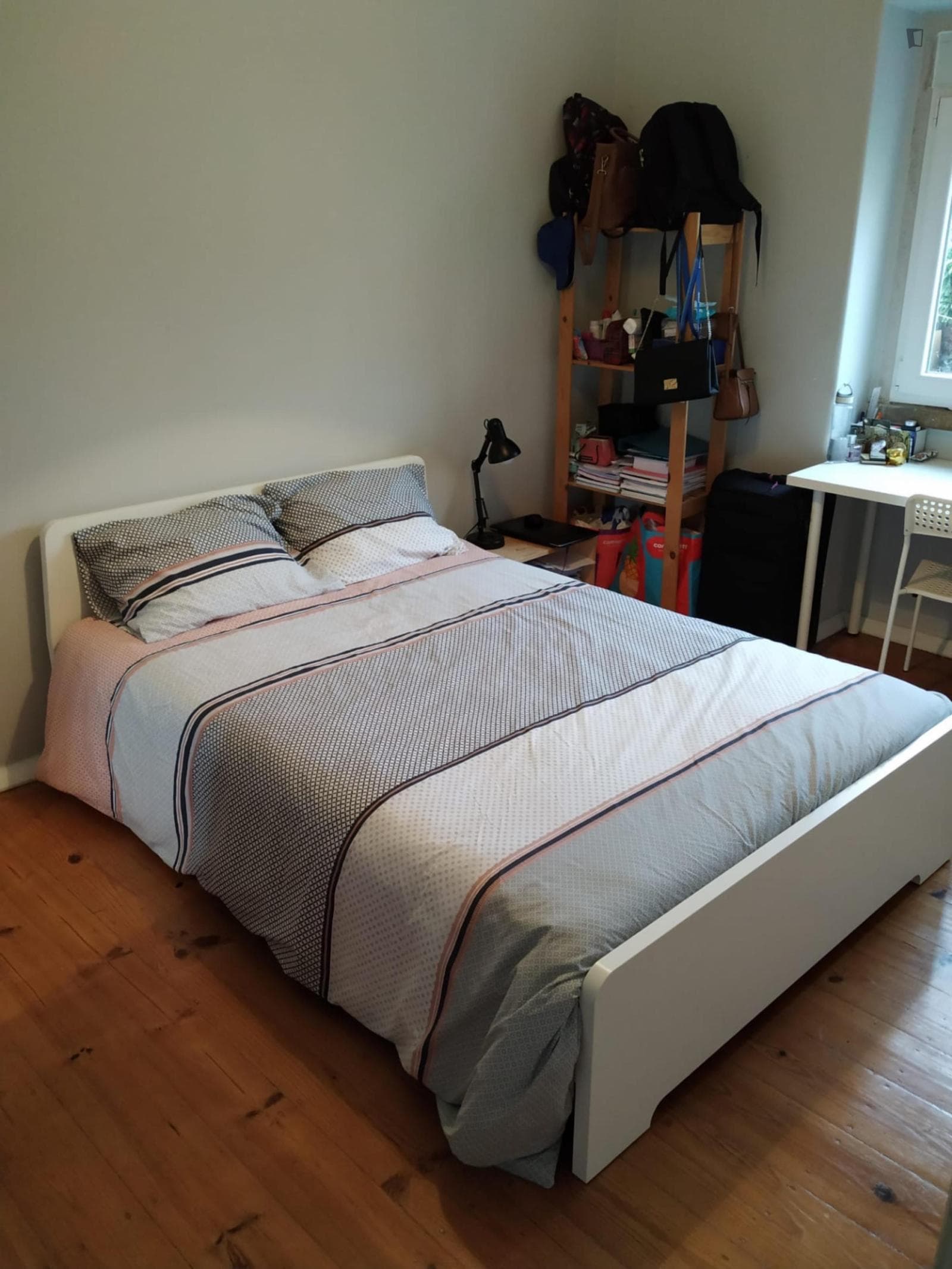 Great Room with double bed next to Universidade Lusófona photo 1