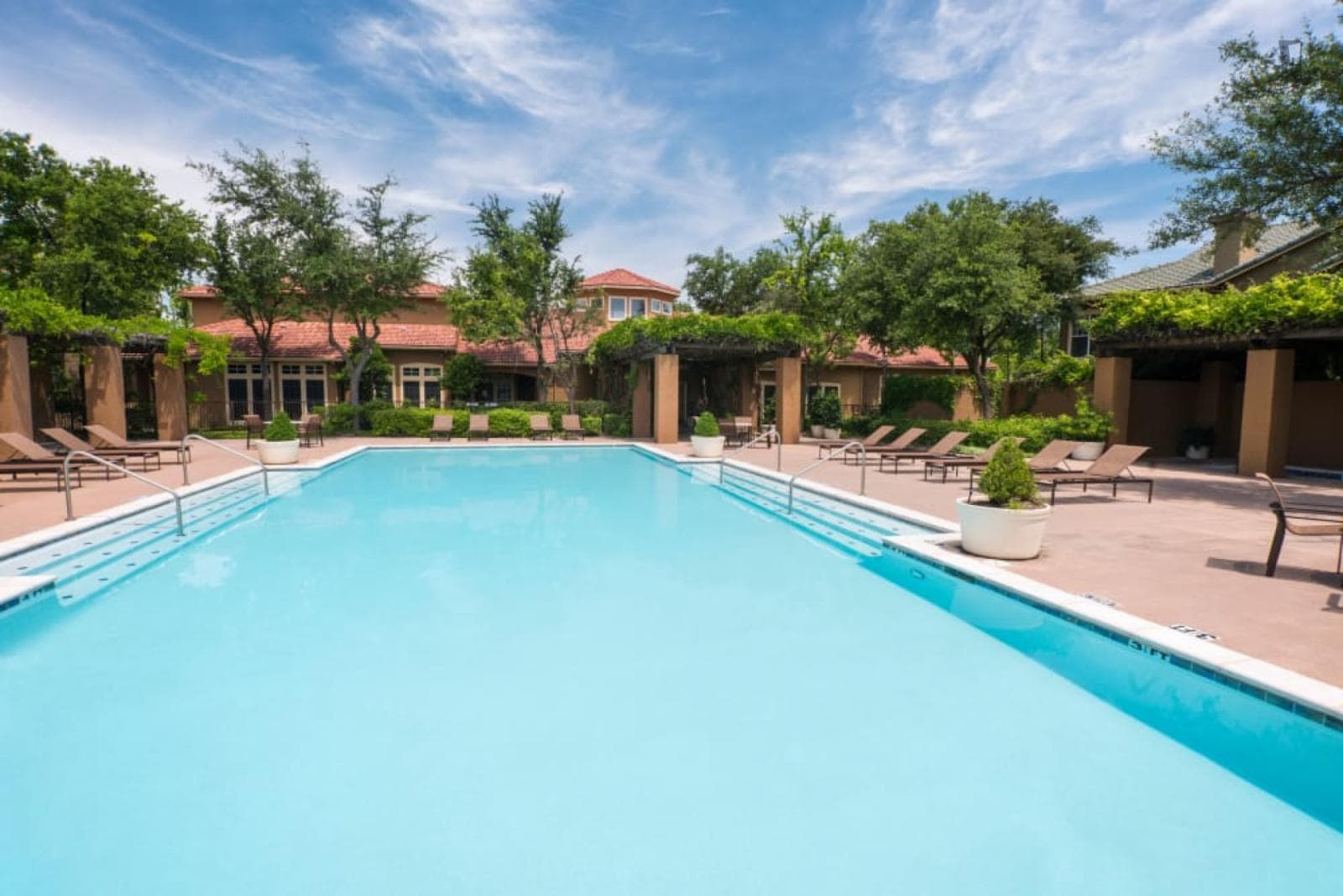 Delightful 1-bedroom apartment in proximity to Adventure Landing Dallas photo 1