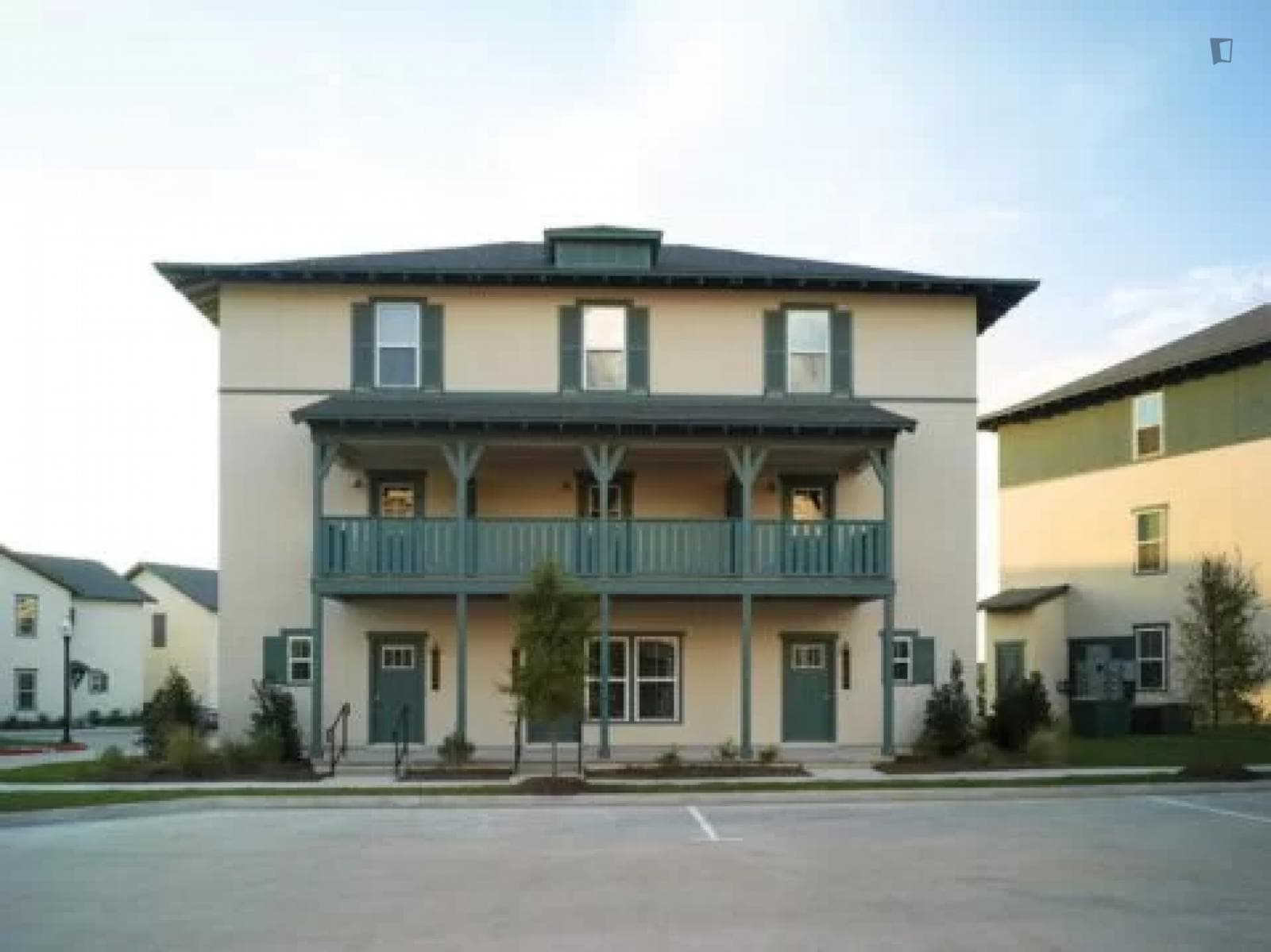 Property photo thumbnail