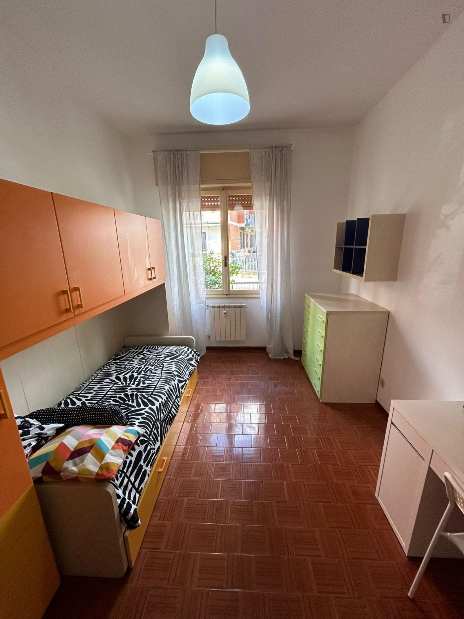 Comfy single bedroom in Porta Milano photo 1