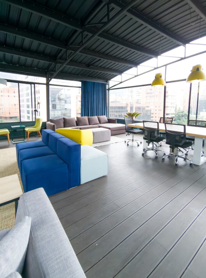 Modern Comfortable complex w/coworking restaurant & rooftoop right in El Nogal photo 1