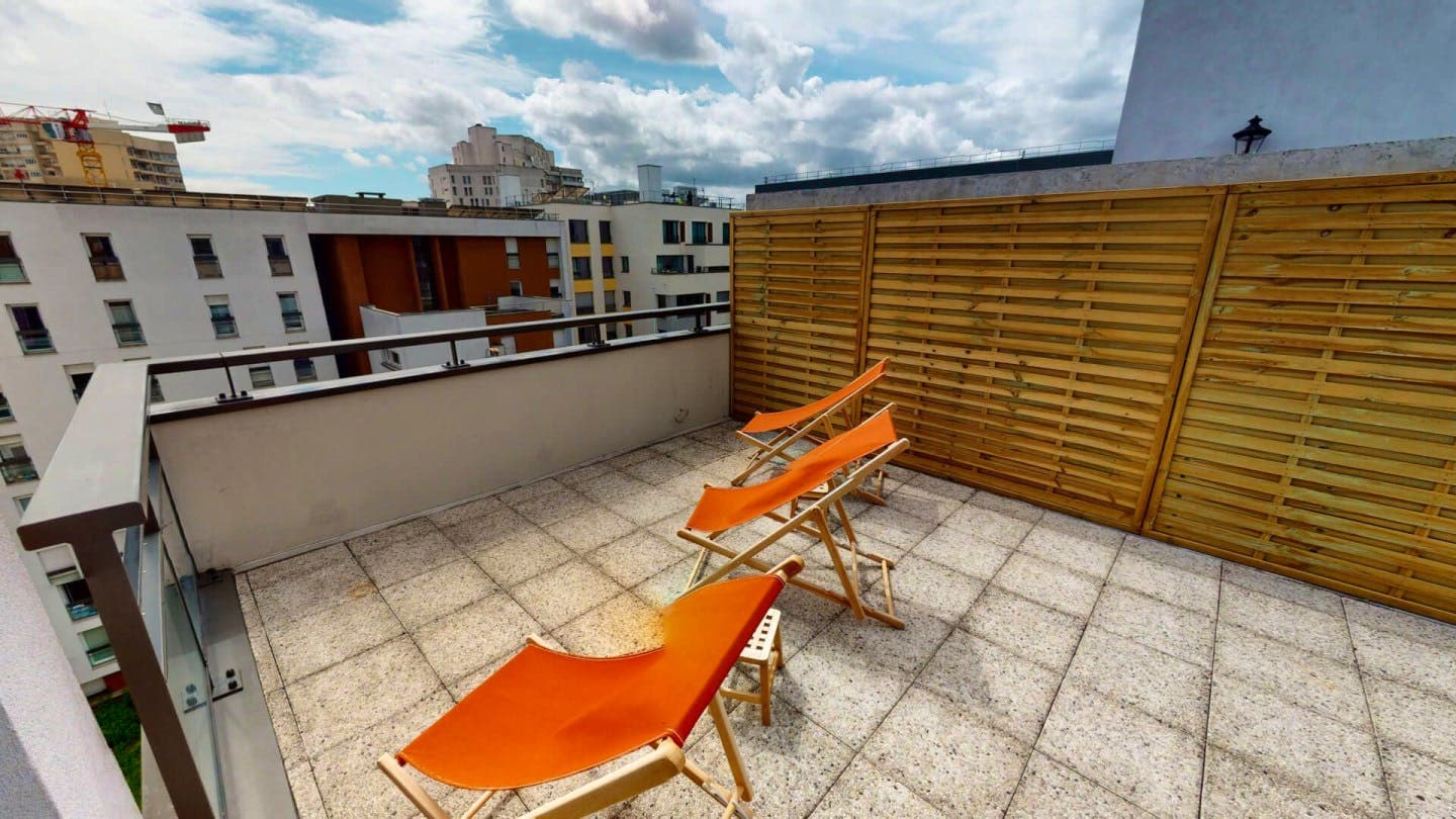 Spacious Gorgeous Apt. w/ Lounge Areas 5 min. from Nanterre Prefecture photo 1