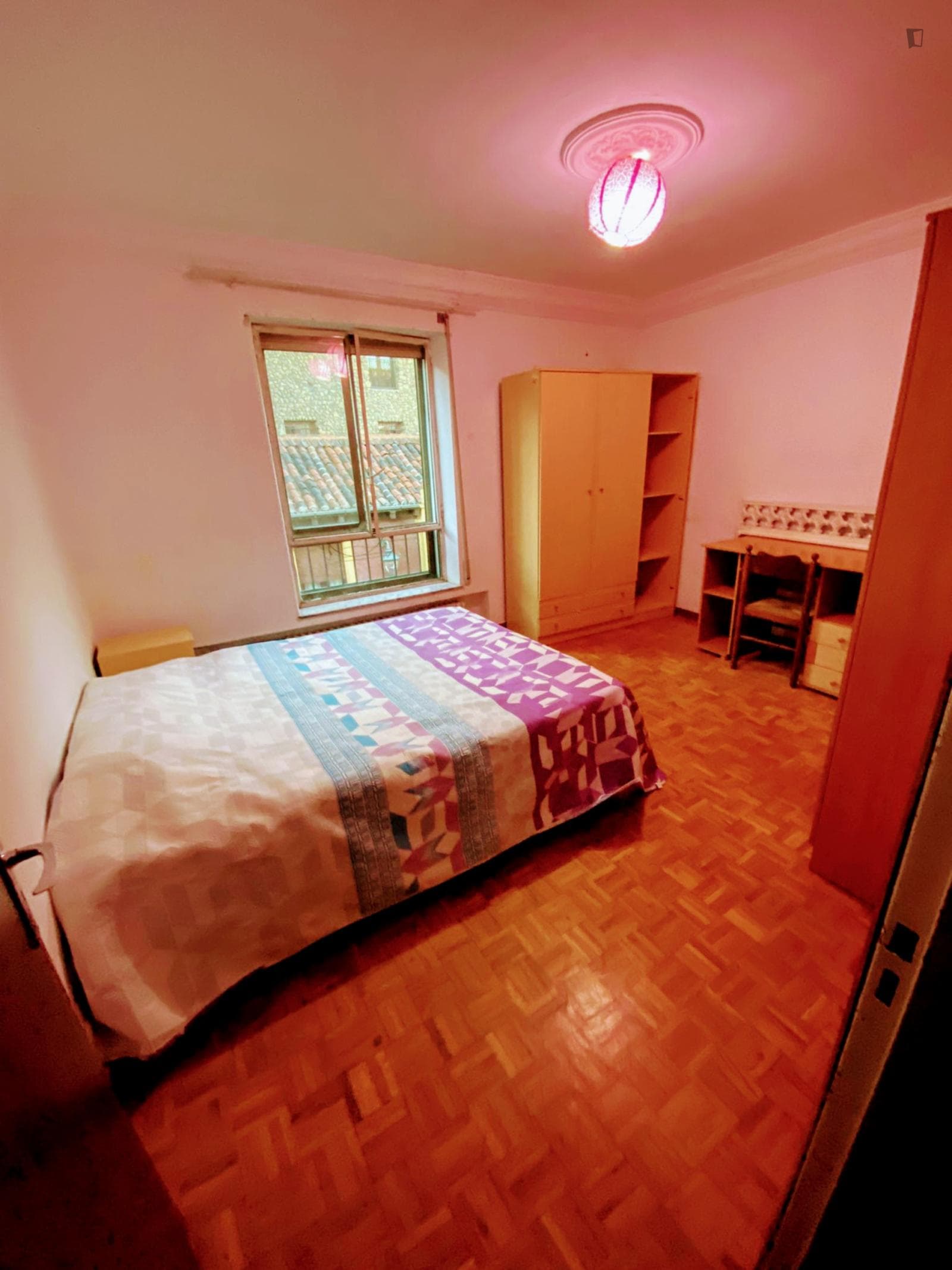 Big double bedroom close Catedral de Leon photo 1