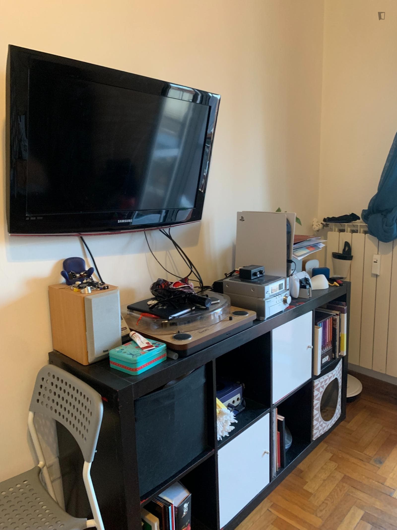 Property photo thumbnail
