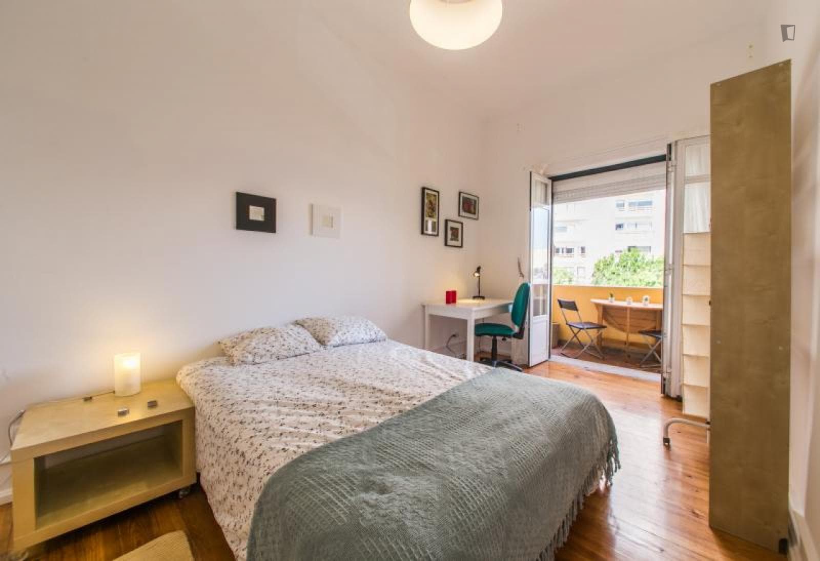 Unique and well-equipped double bedroom with balcony in Sete Rios photo 1