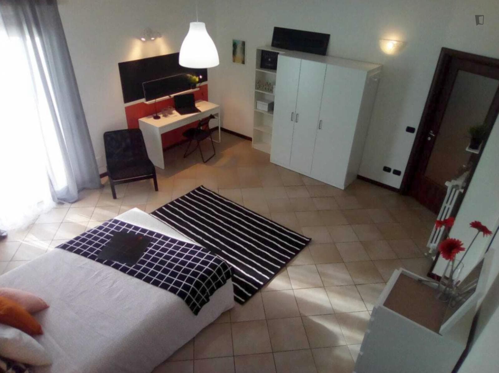 Bright single bedroom near the San Faustino metro photo 1