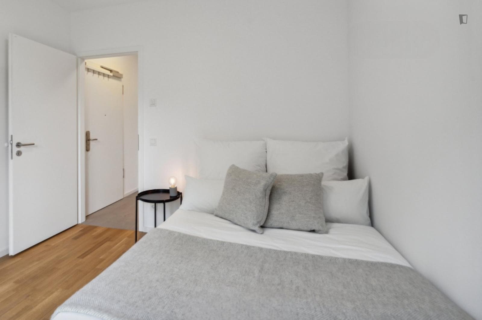 Snug single bedroom in Reinickendorf photo 1