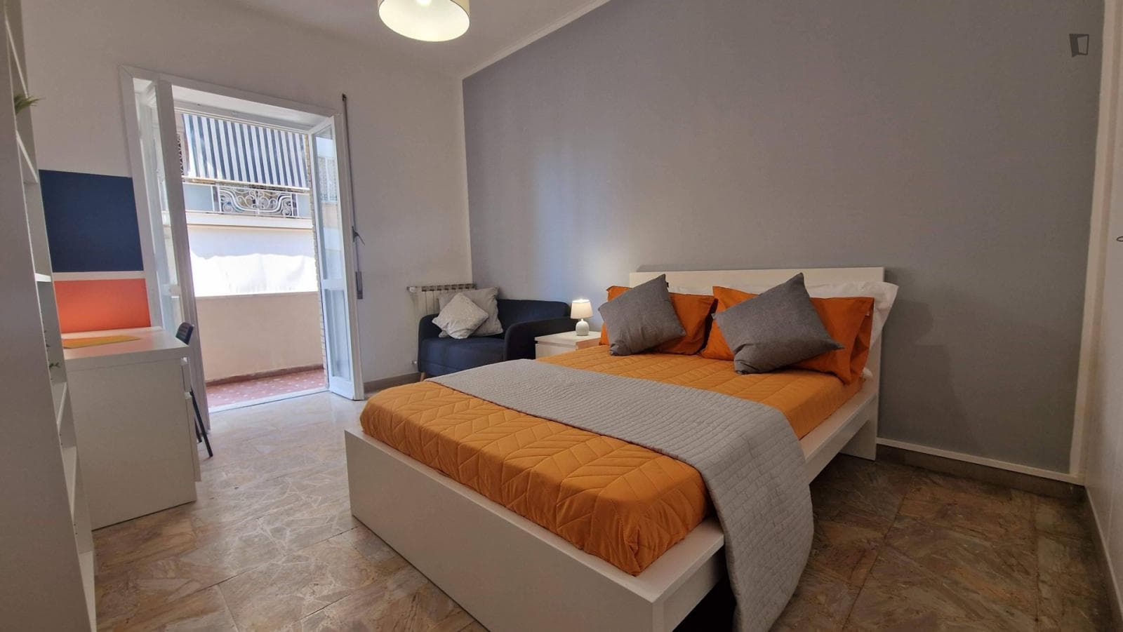 Spacious double bedroom in Portuense photo 1