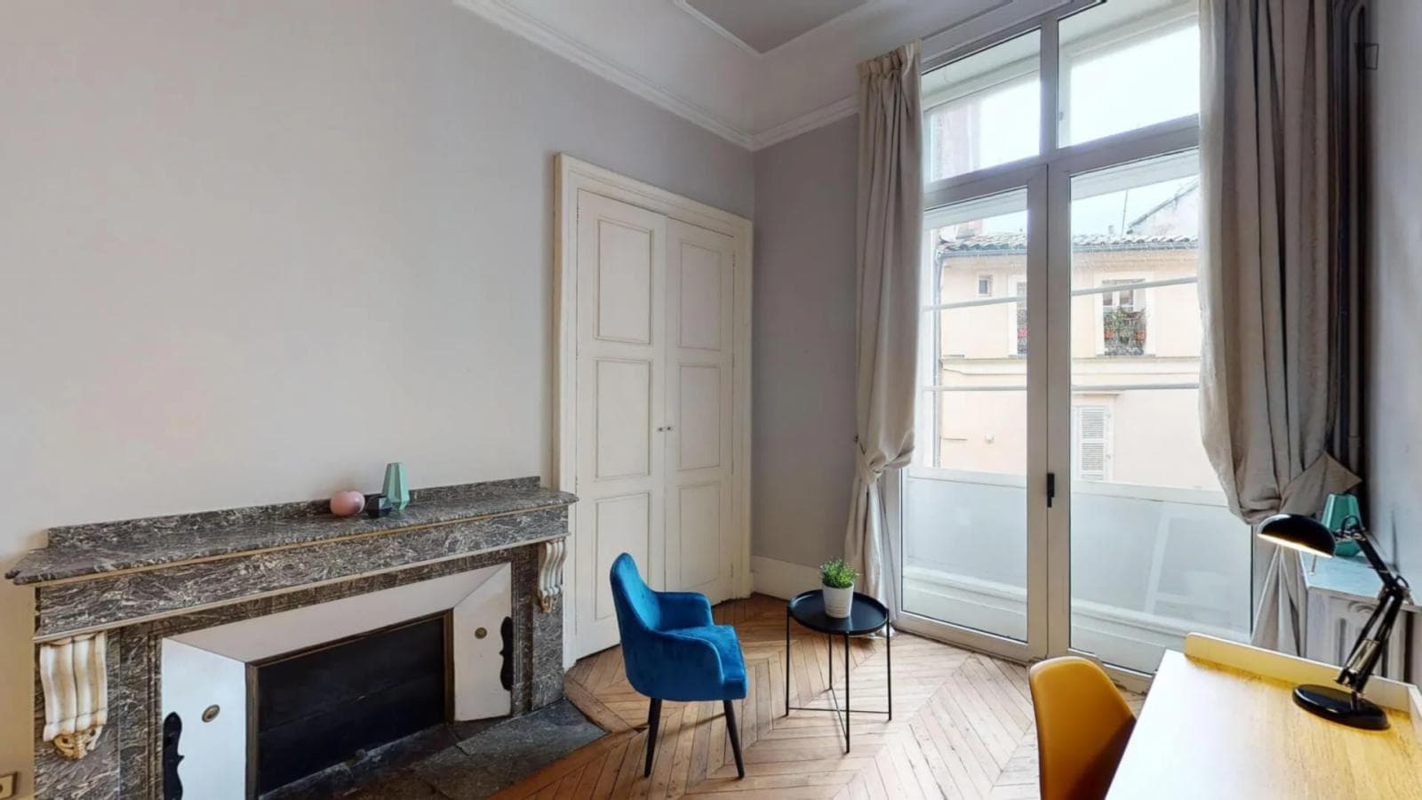 Property photo thumbnail