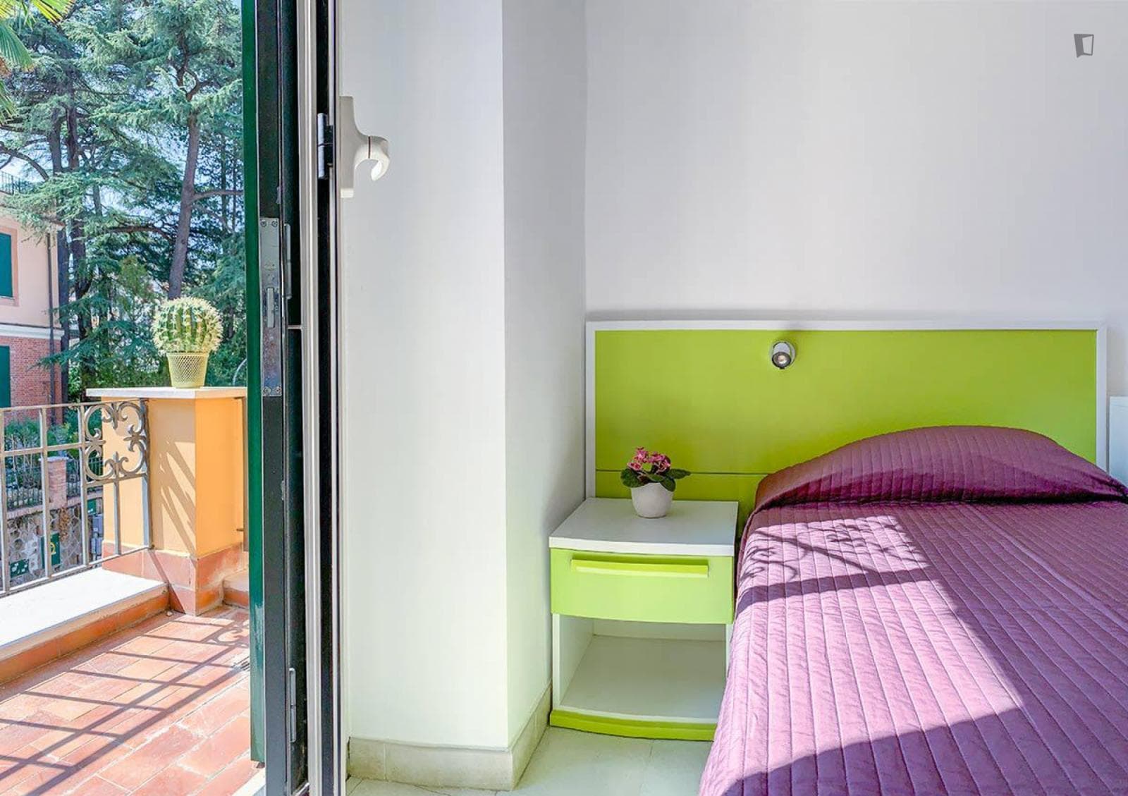 Bright Single Bedroom with balcony and air conditioning, near Metro Conca D'oro photo 1