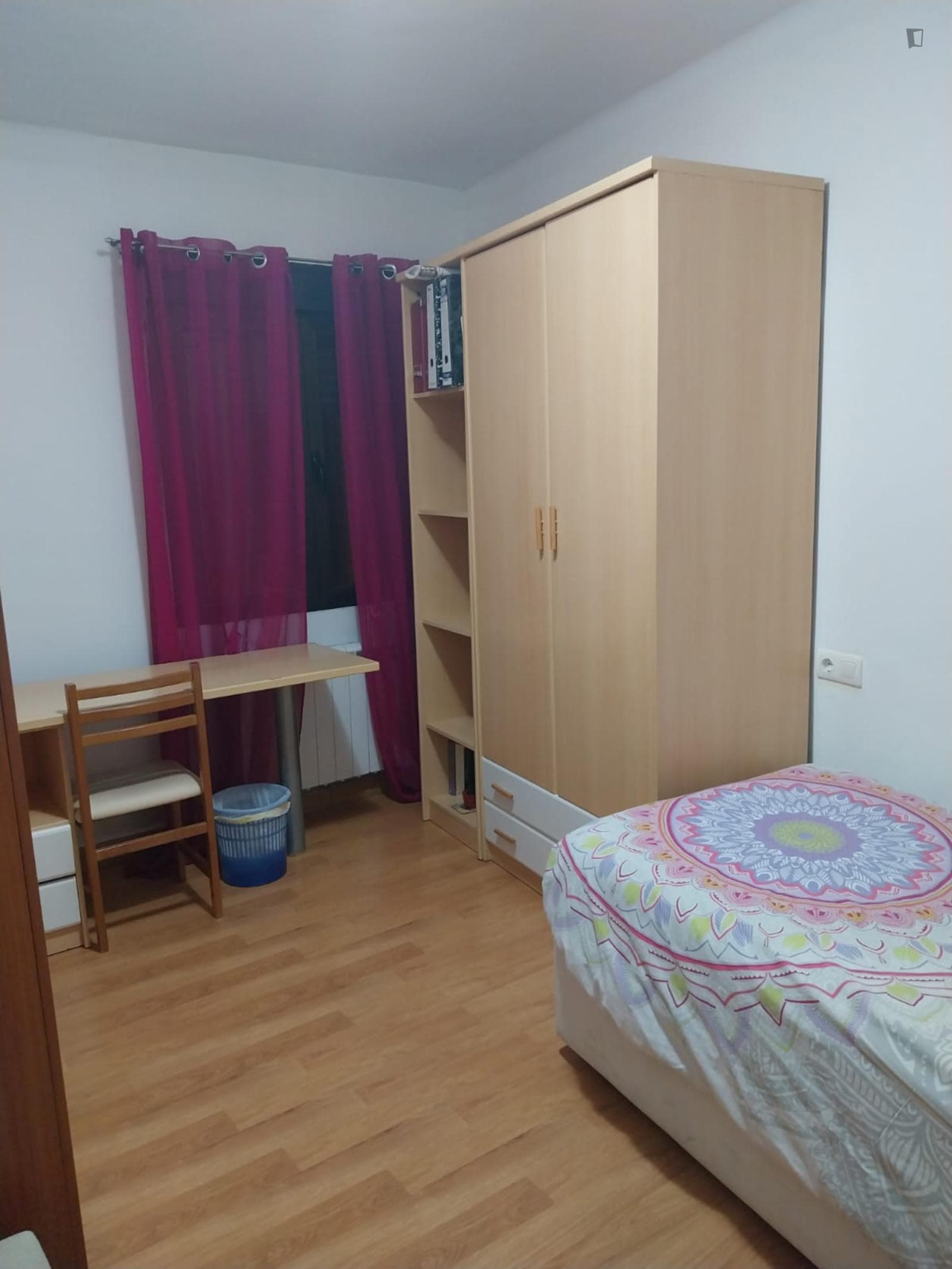 Cozy Single Bedroom close to Faculty of Psychology photo 1