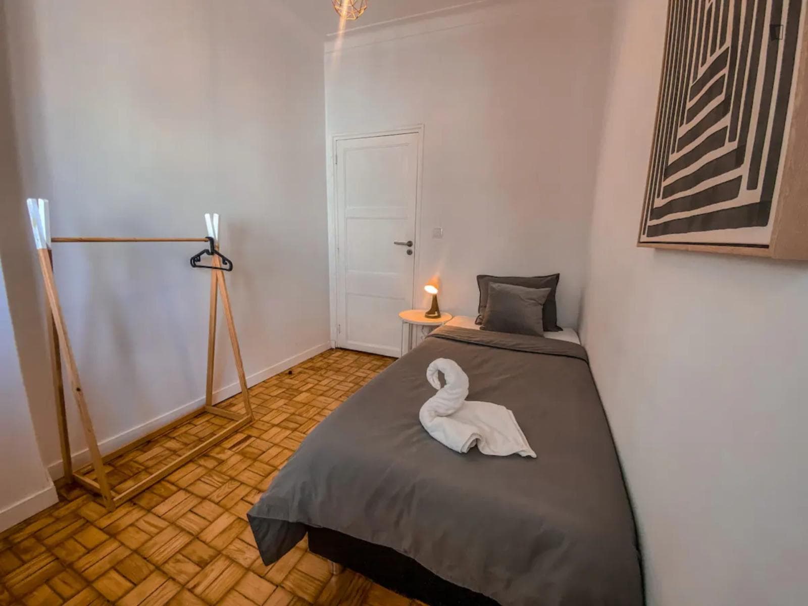 Lovely single bedroom next to 24 de Agosto metro station photo 1