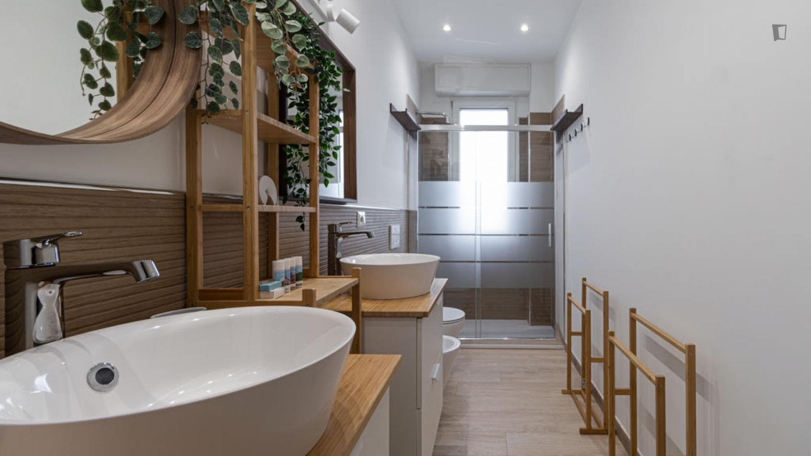 Enjoyable 2-bedroom apartment near Parco La Spezia  photo 1