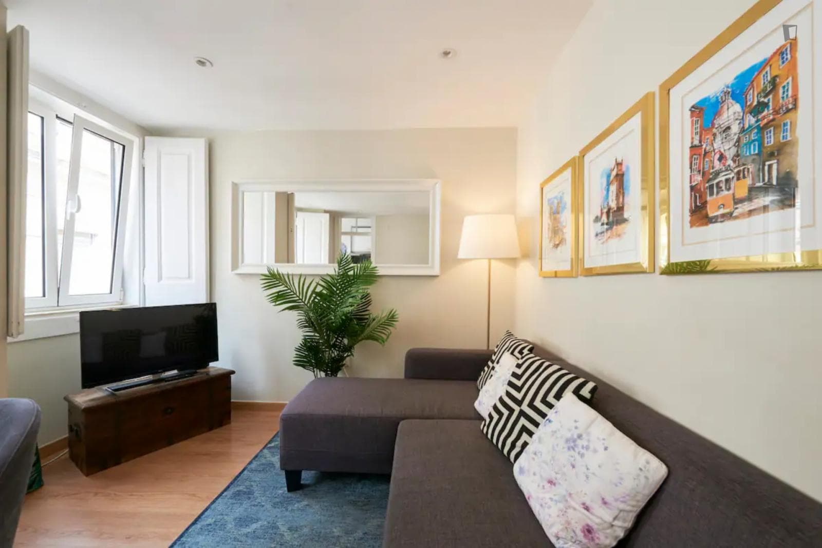 Property photo thumbnail