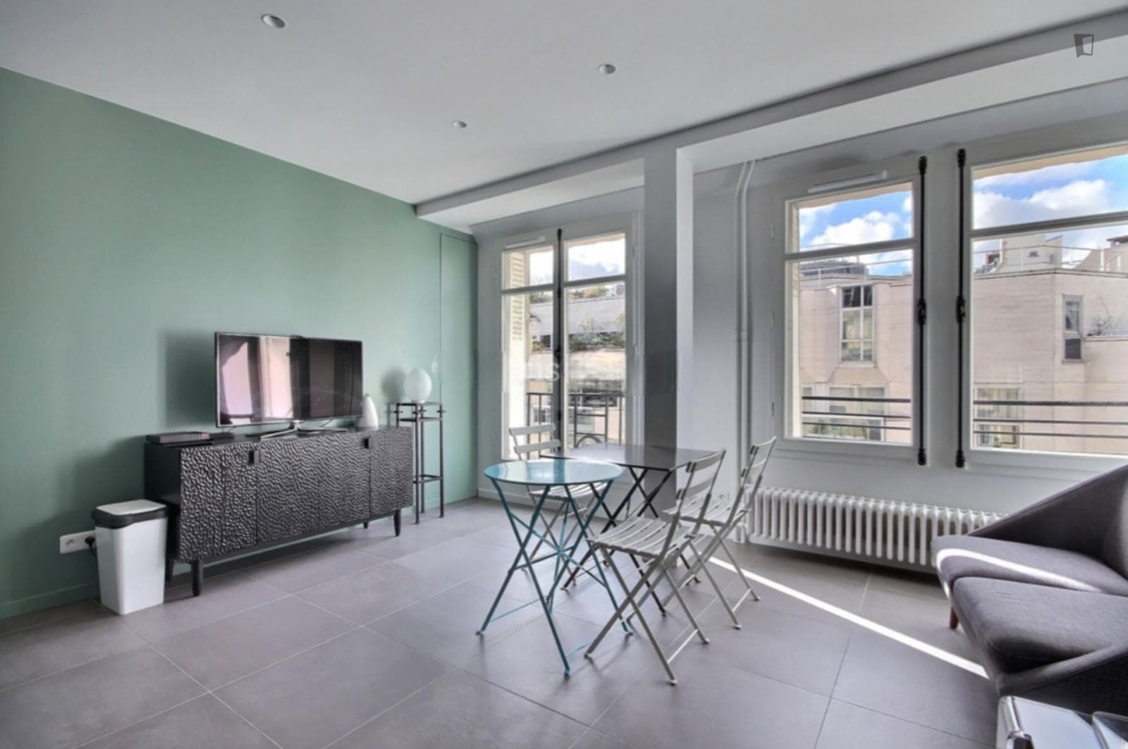 Tasteful studio in Chaillot photo 1