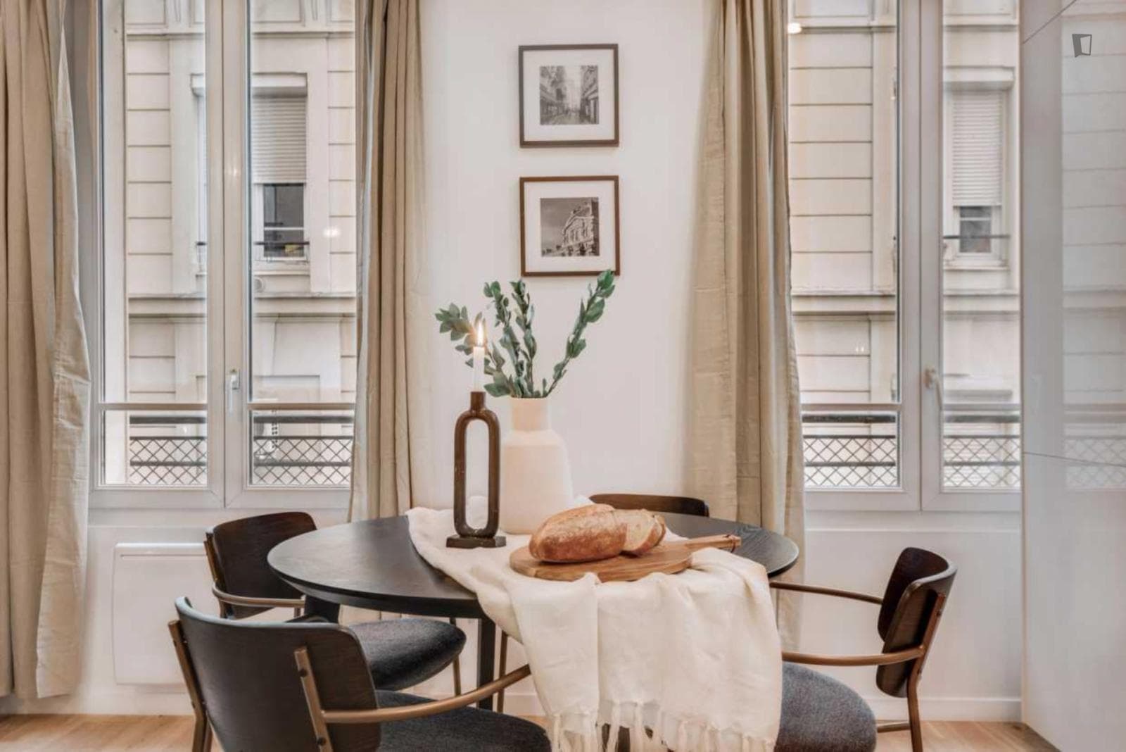 Stylish 2-Bedroom Apartment in Bastille photo 1