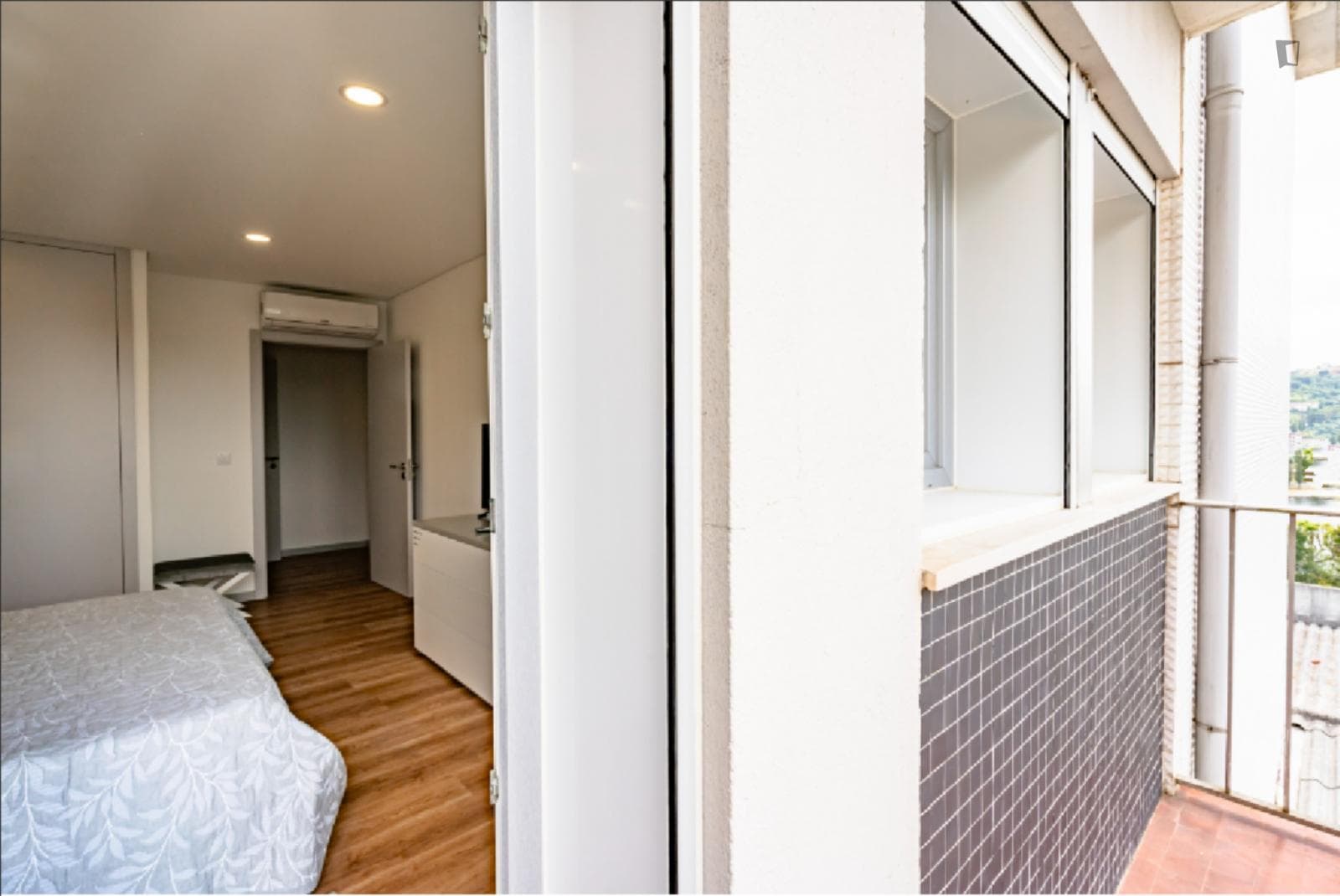 Luxury 3 Bedroom Apartment close to Botanical Garden of the Coimbra University photo 1