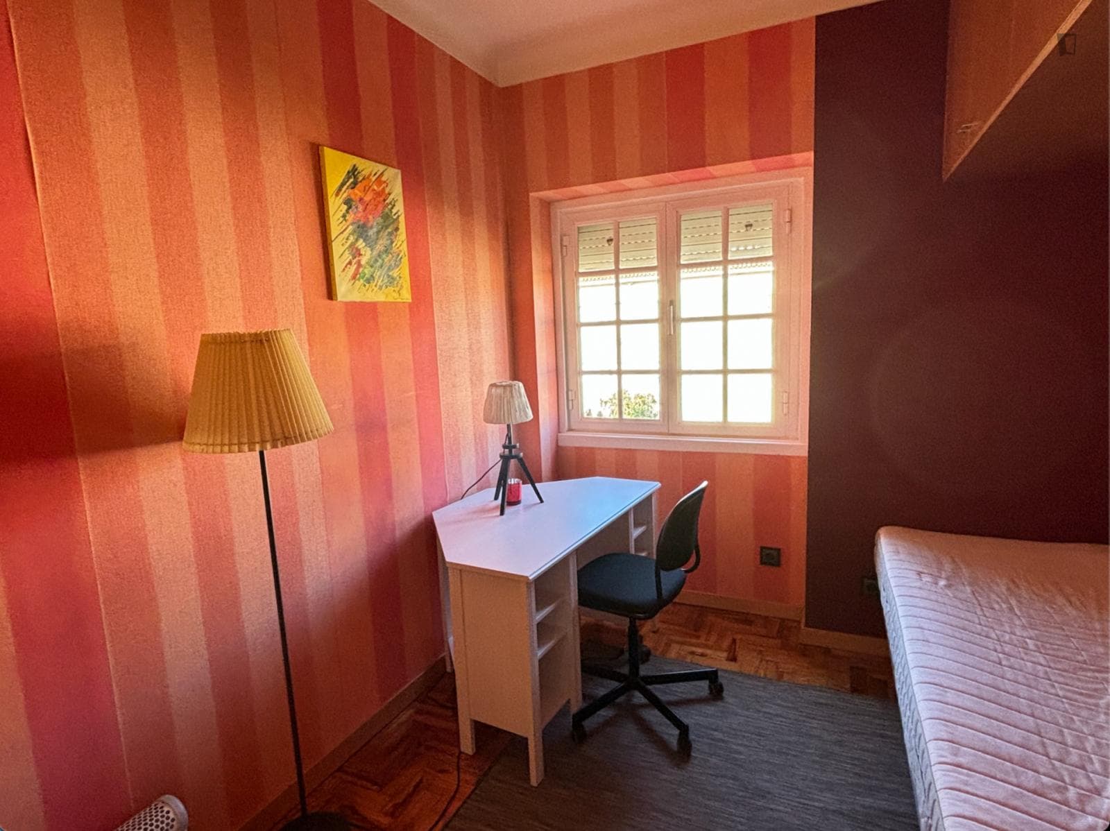 Huggable Single Bedroom close to ISCTE University photo 1