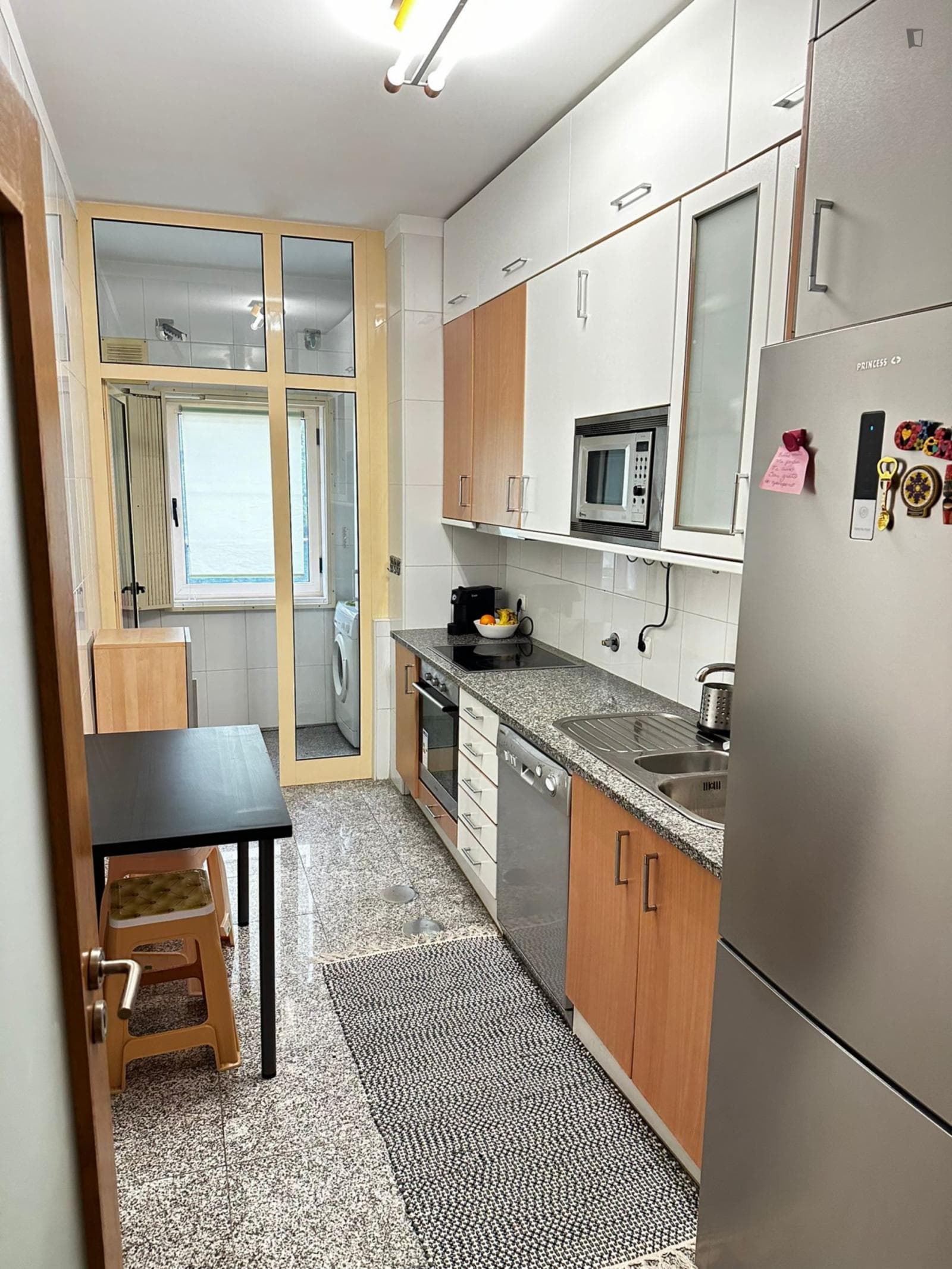 Comfy Double Bedroom ensuite close to Casa da Música Metro photo 1