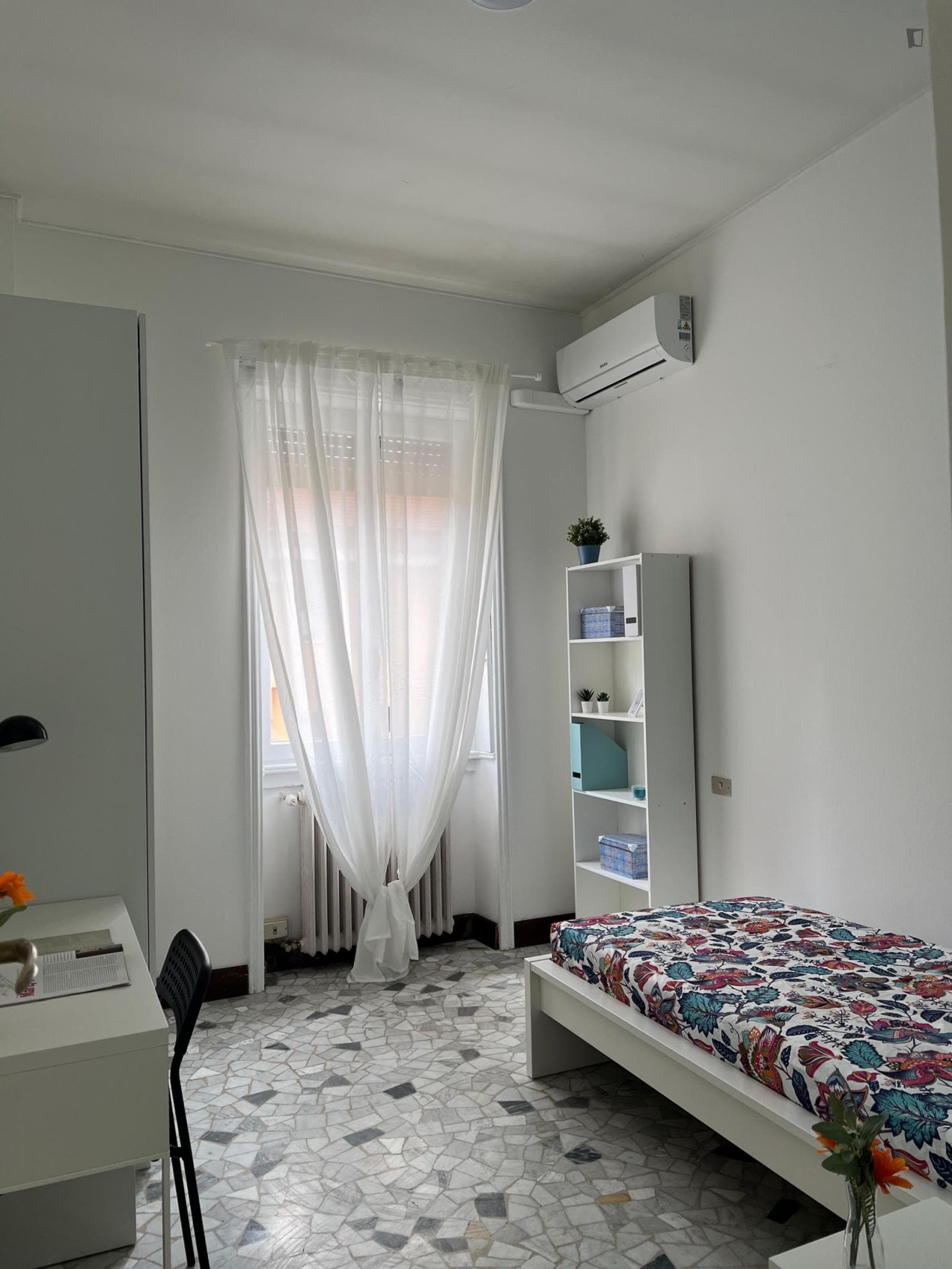 Appealing sinble bedroom in the Central Station area photo 1