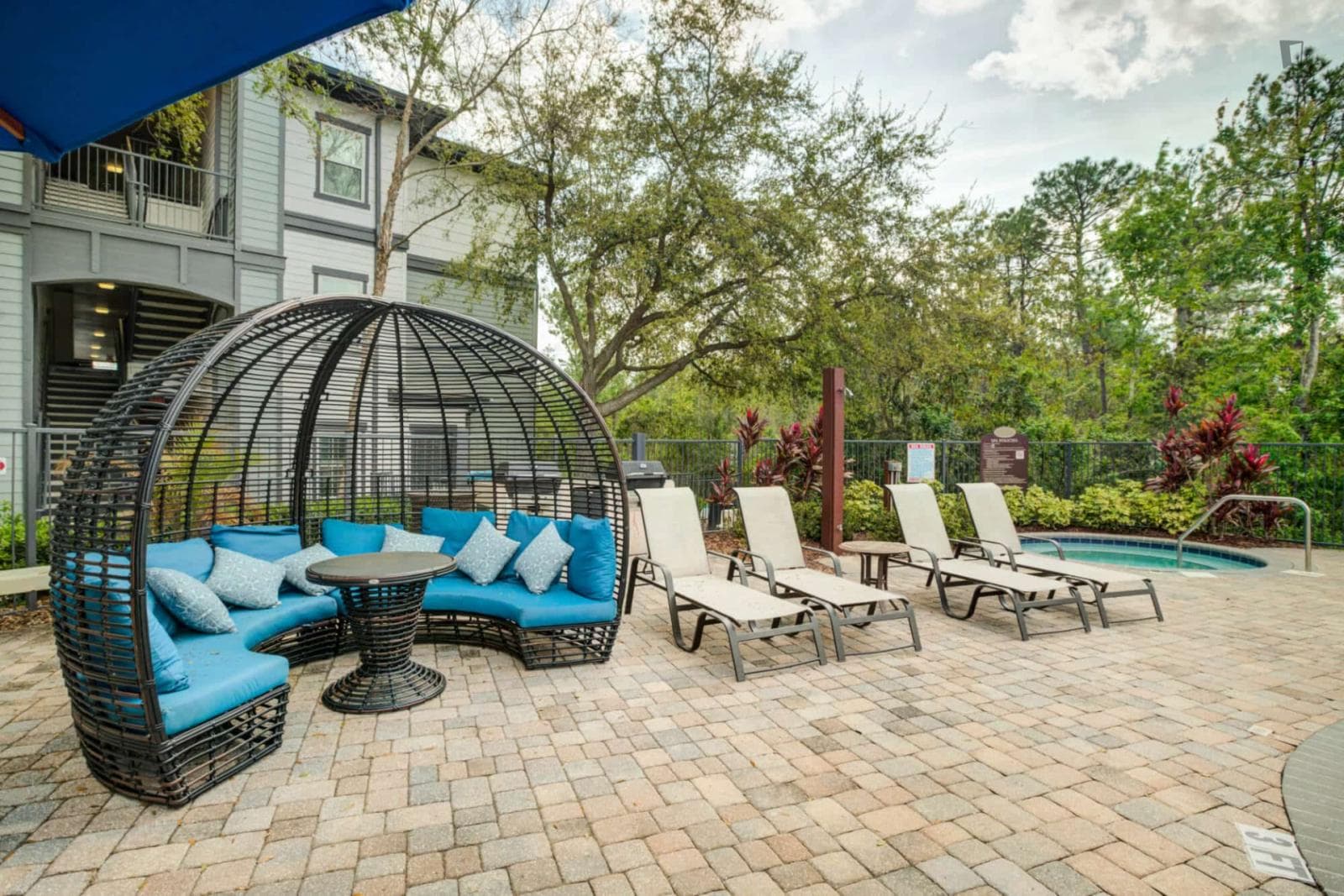 Property photo thumbnail