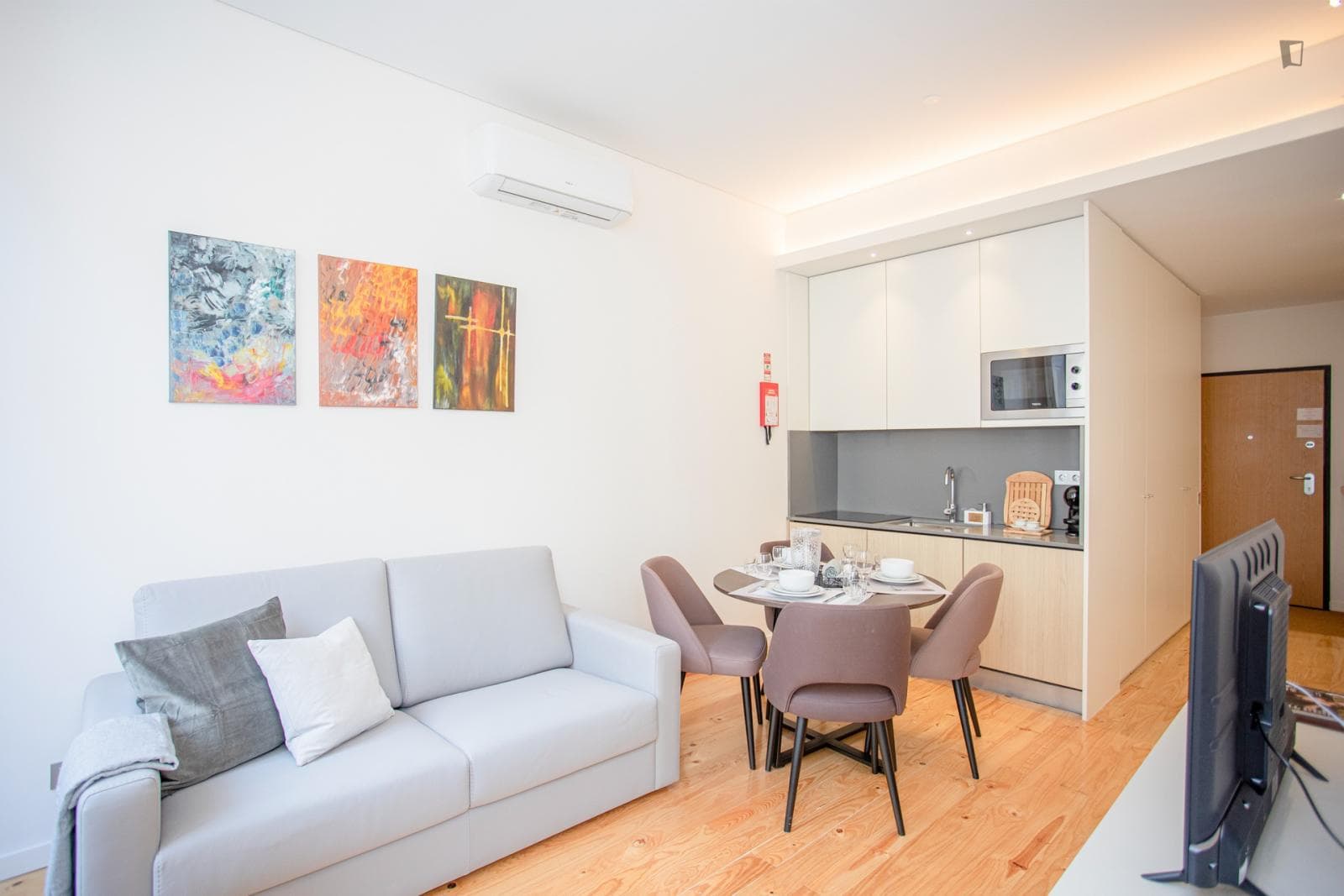 Property photo thumbnail