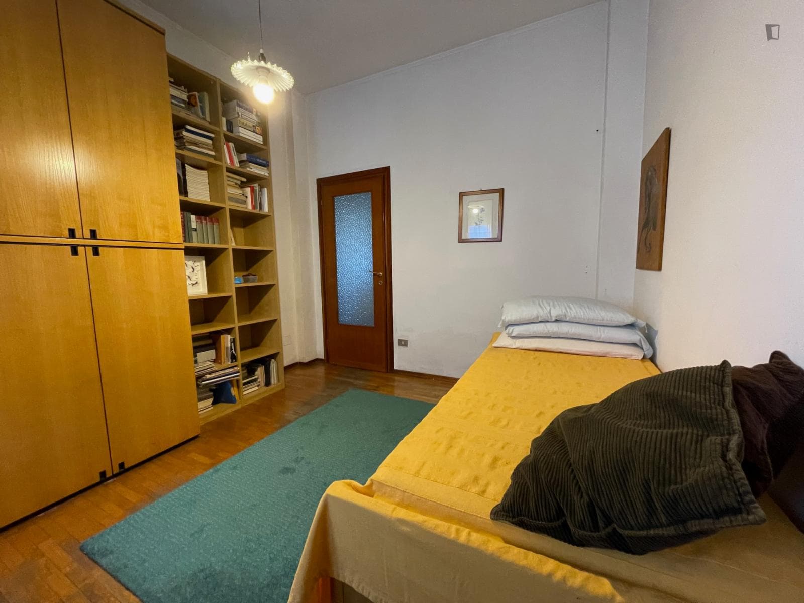 Comfortable single ensuite bedroom in Cernusco sul Naviglio photo 1