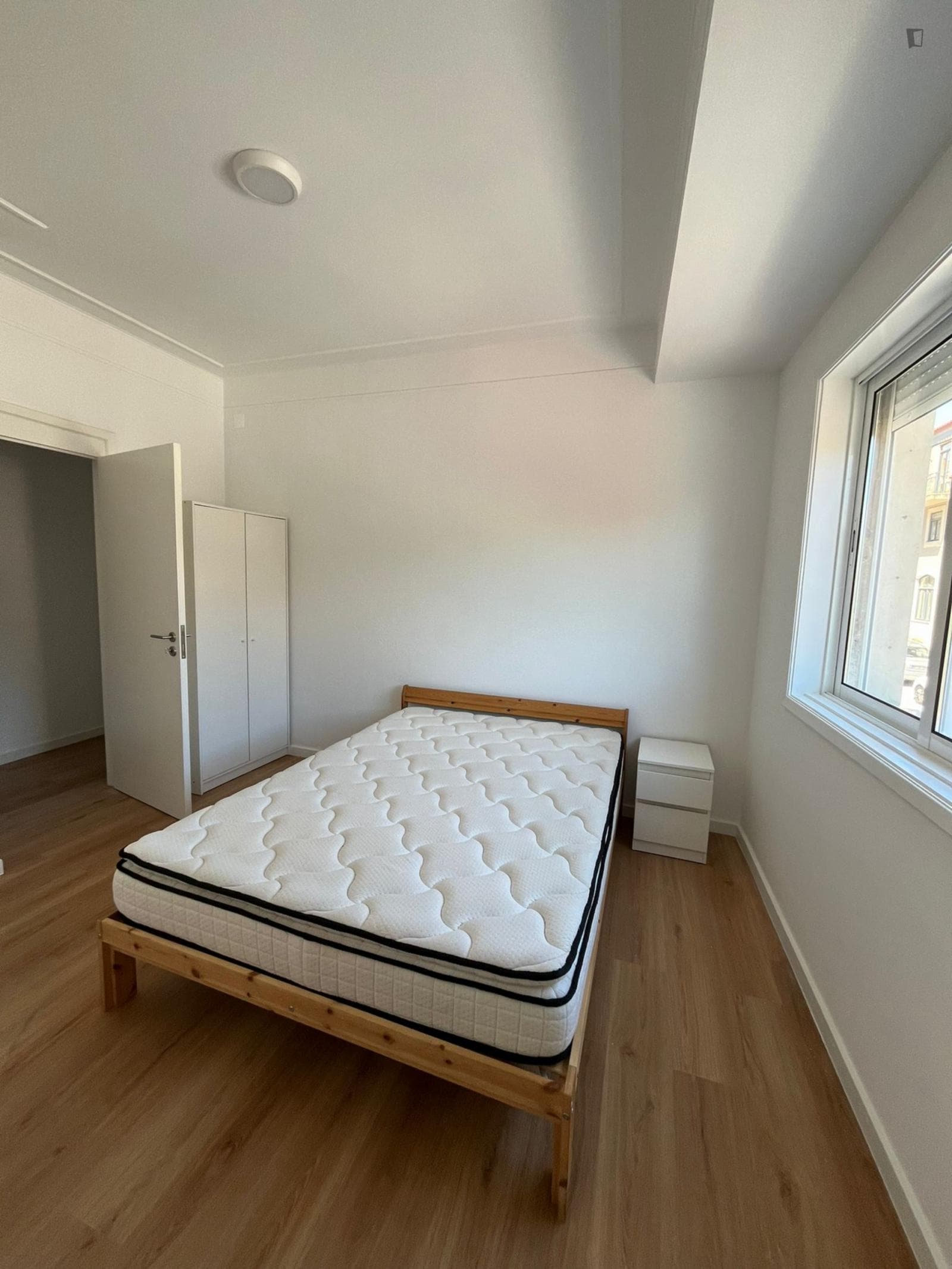 Shining Single Bedroom close to Miradouro das Fontaínhas photo 1