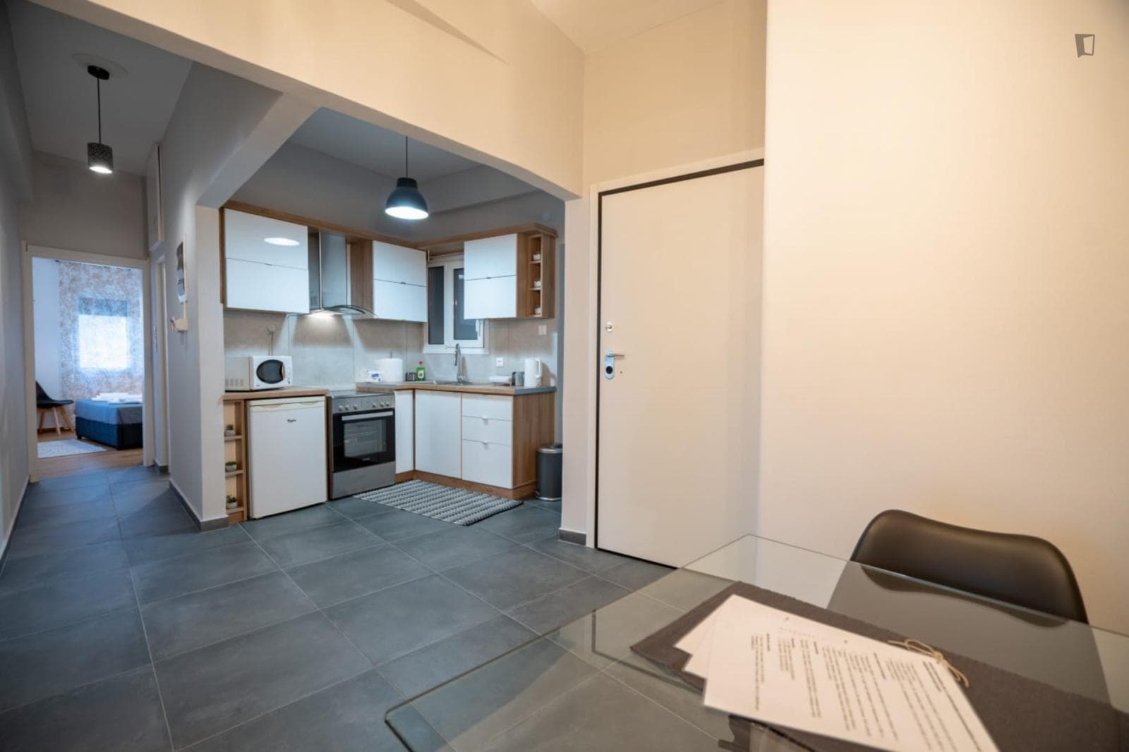 Modern 2 Bedroom Apartment close to Athens University of Economics and Business photo 1