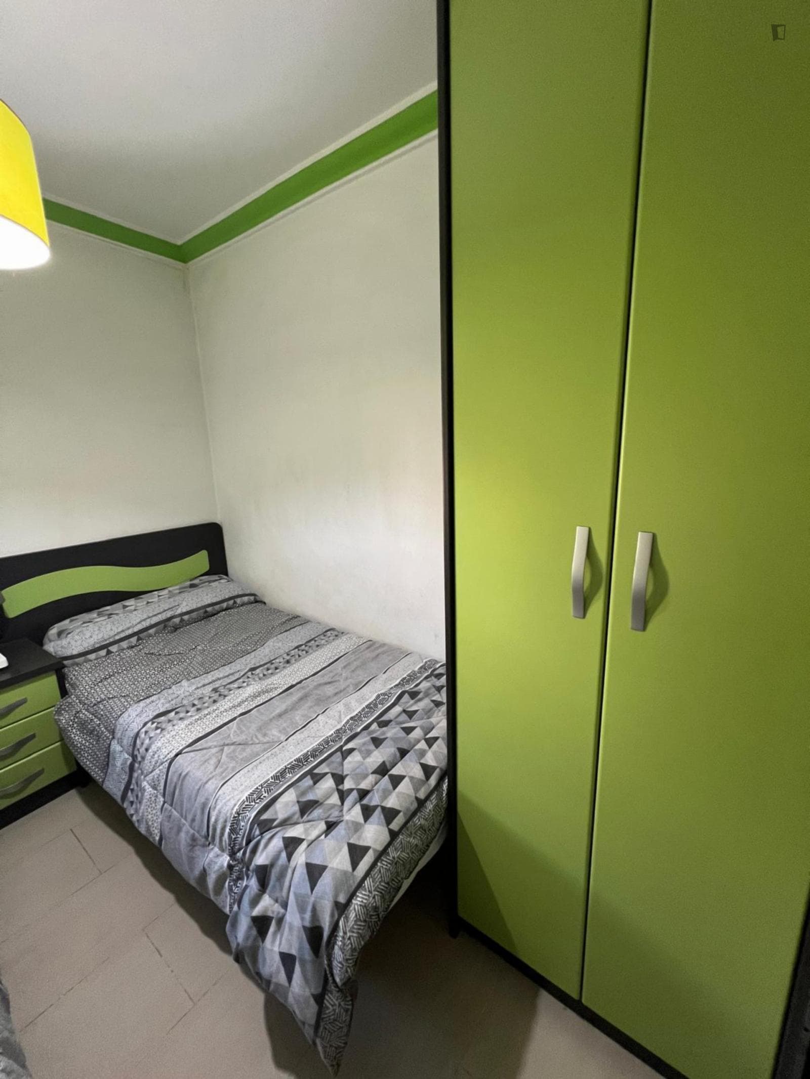 Colourful Twin Bedroom close to Federico García Lorca Park photo 1