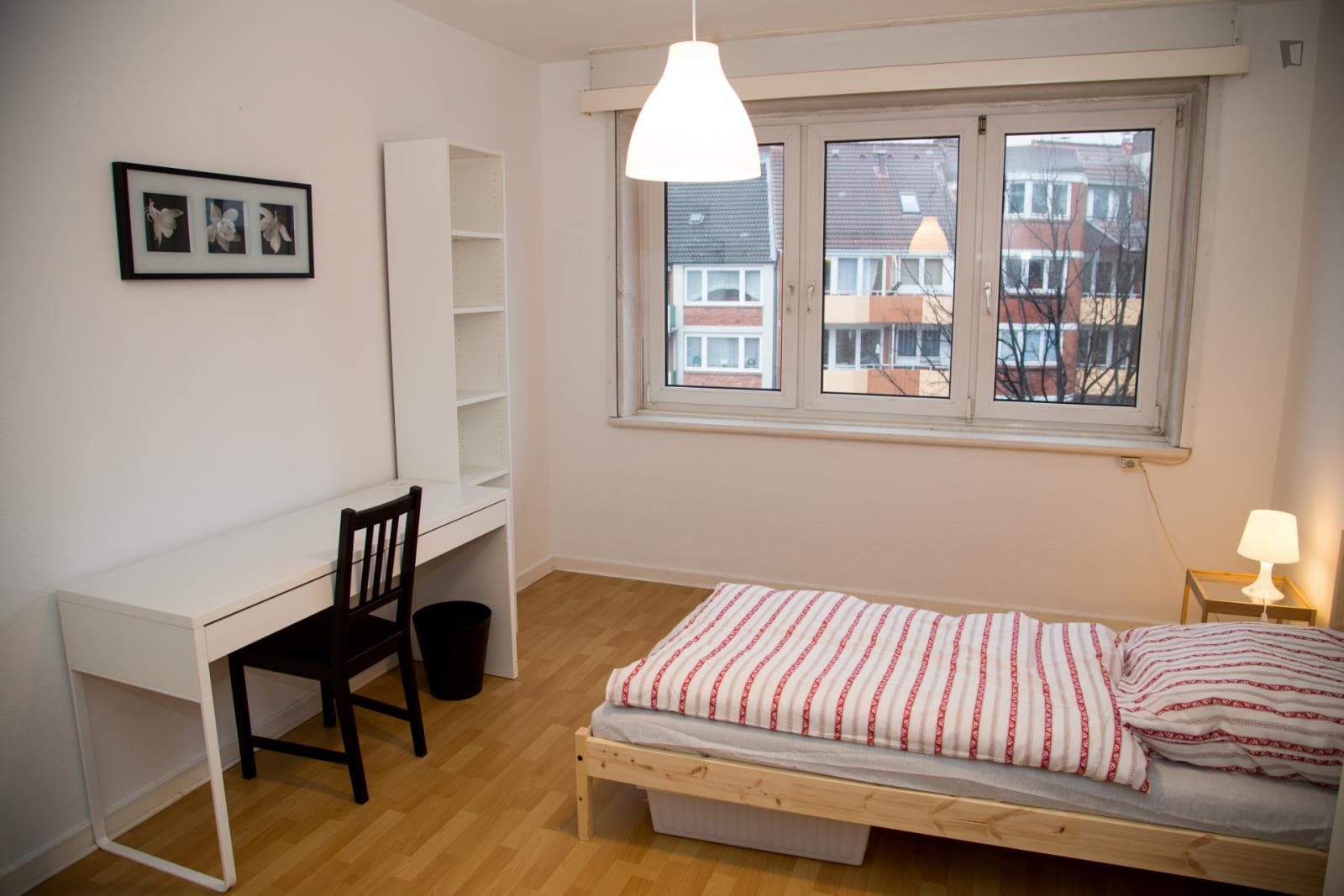 Delightful single bedroom in Veielbrunnen photo 1
