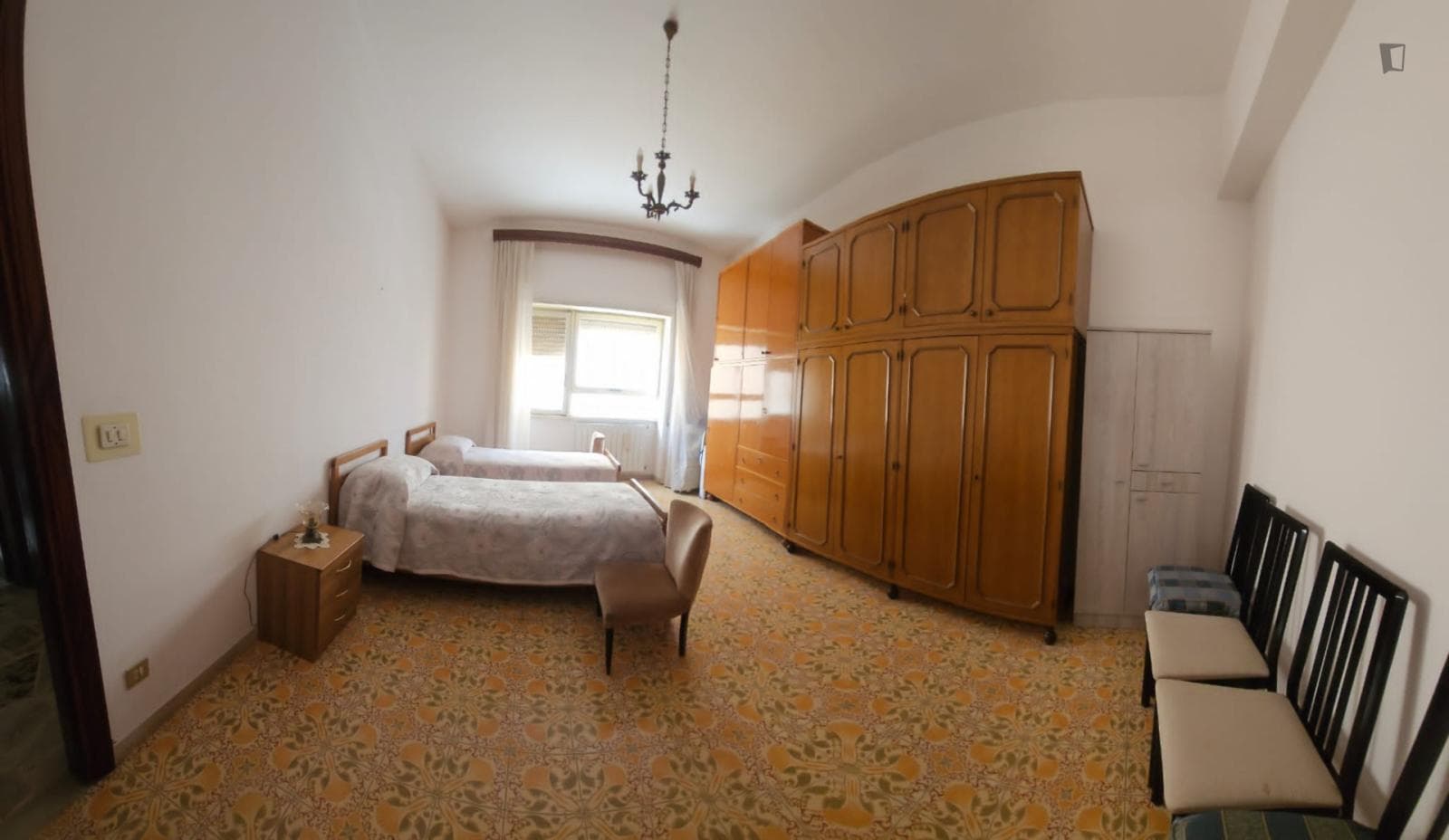 Very cosy single bedroom near the Reggio Di Calabria Lido train station photo 1