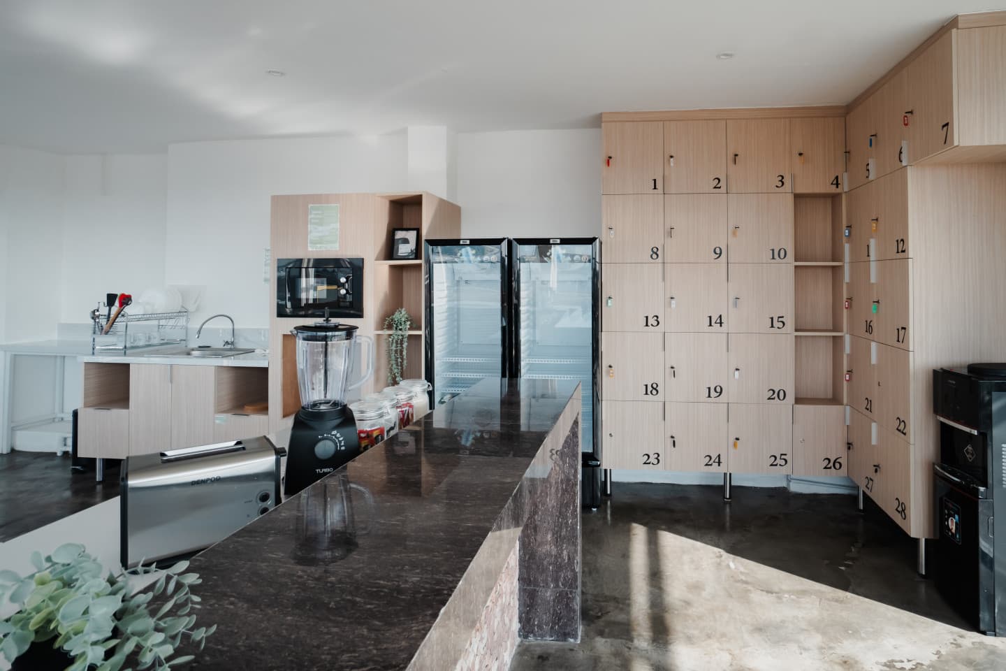Modern Contemporary Tropical Complex with Coworking Space and Pool photo 1
