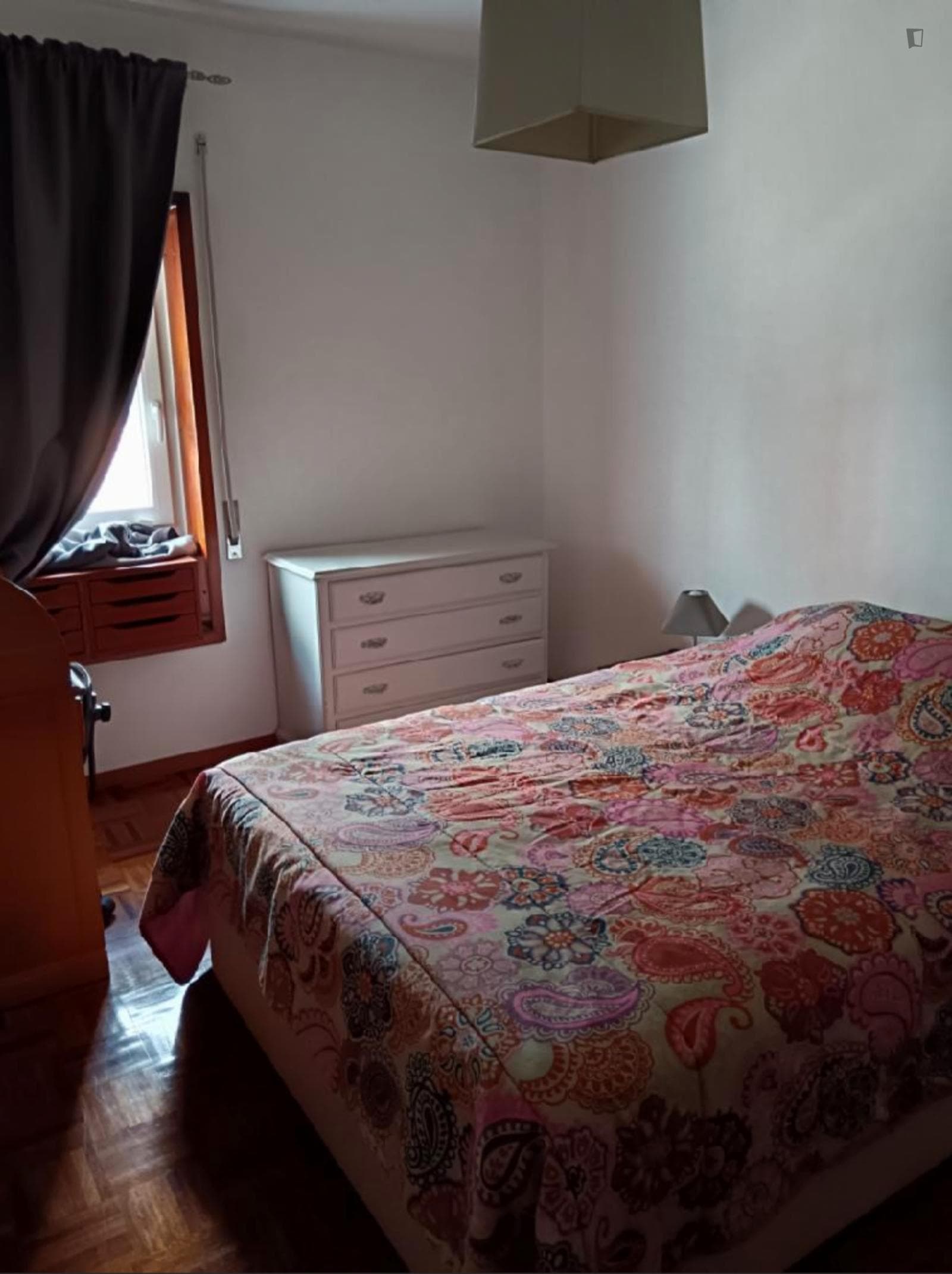 Cozy Double Bedroom close to Faculty of Economics, University of Coimbra photo 1