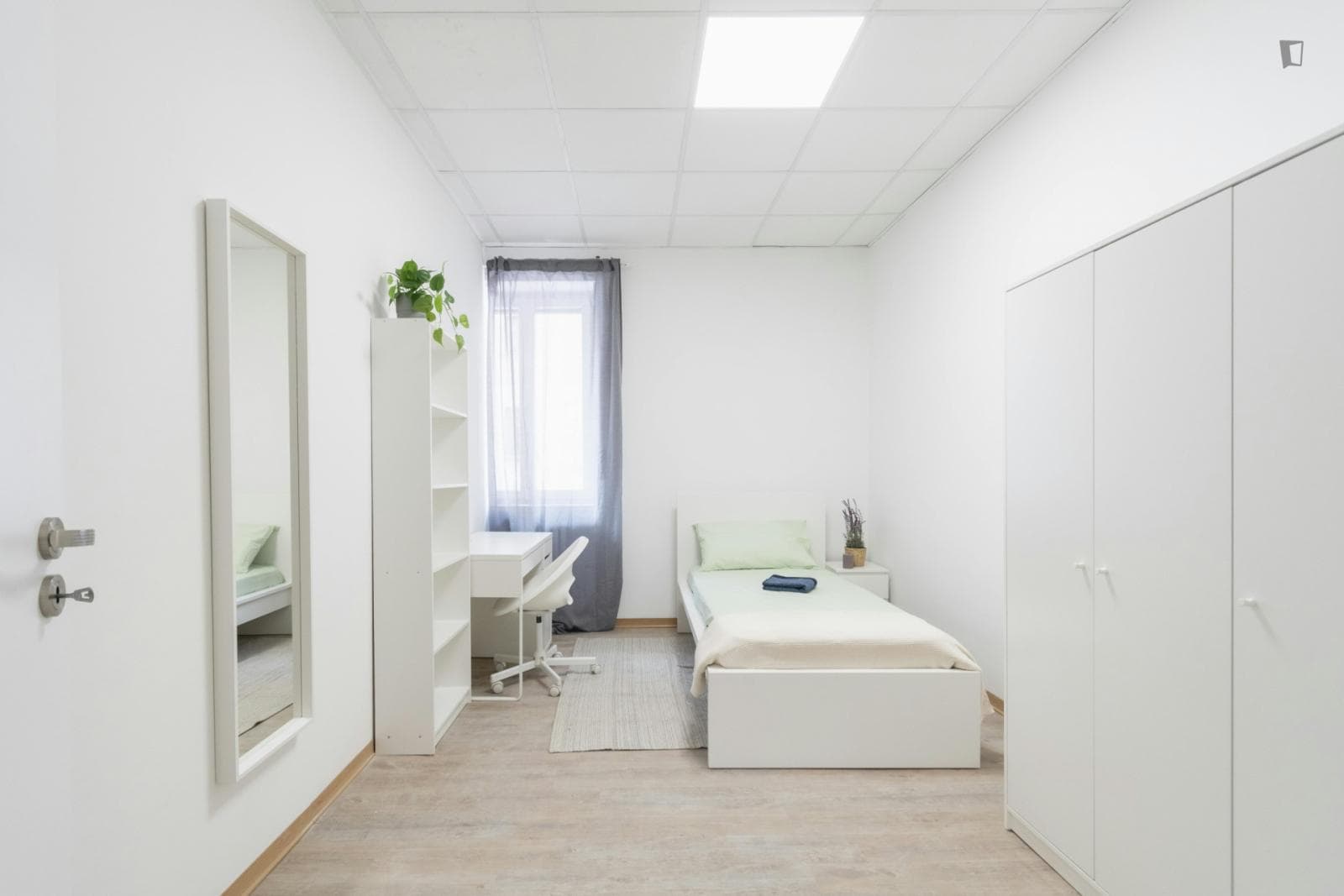 Property photo thumbnail