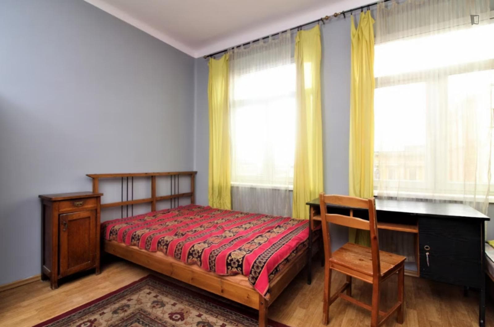 Cosy twin room close to Akademia Sztuk Pięknych im. Jana Matejki University photo 1