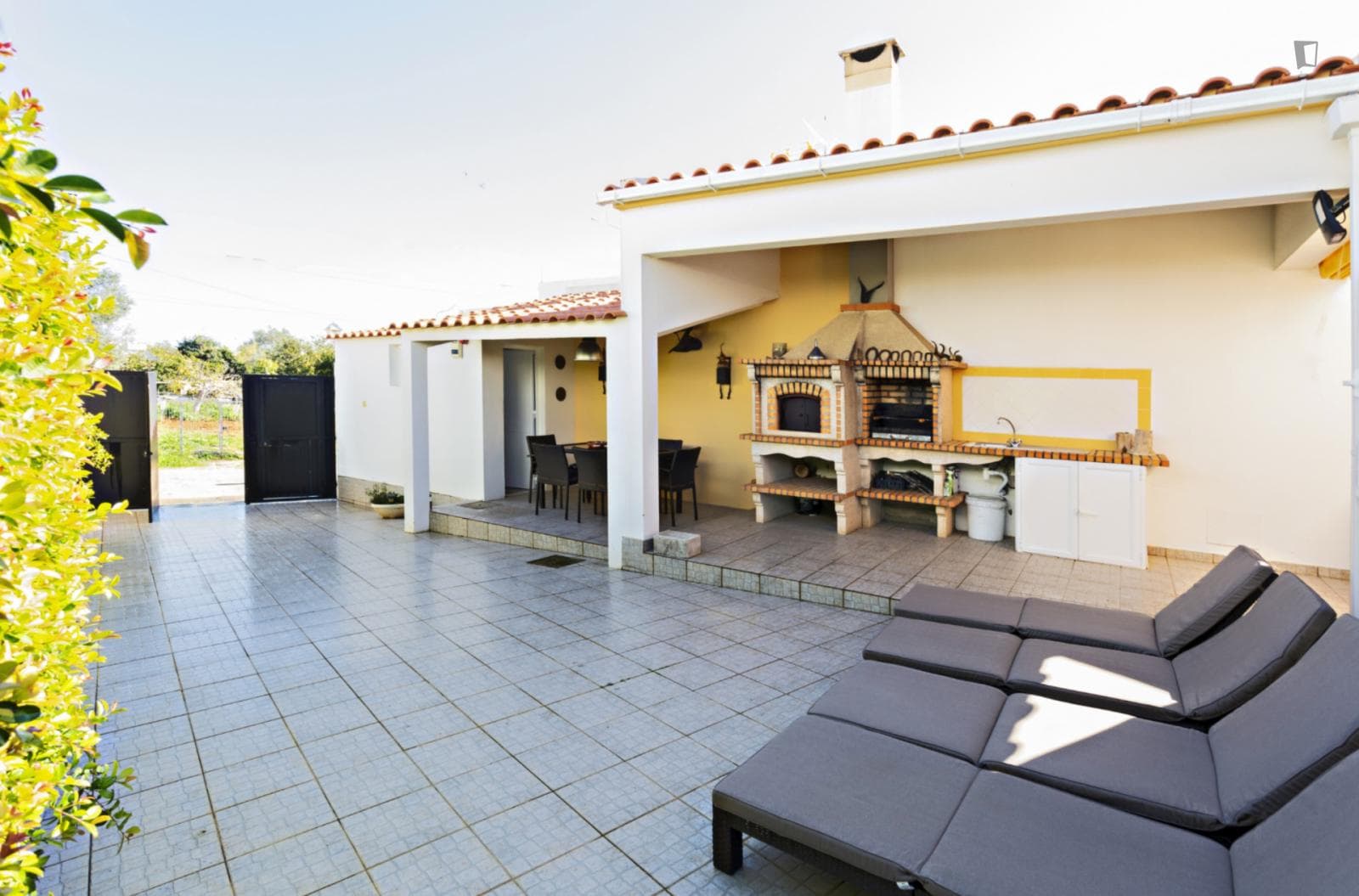 Bright terraced house not too far from Praia de Cacela Velha photo 1