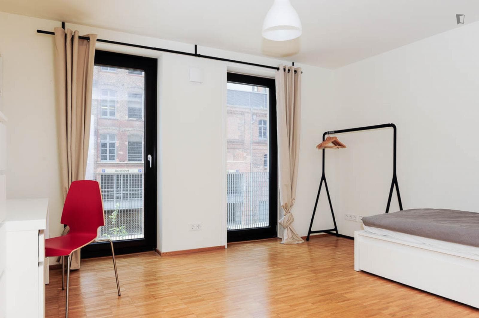 Big single bedroom in Harburg photo 1