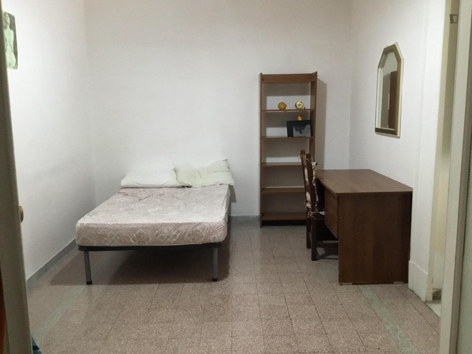 Nice Single Bedroom near Galleria Umberto I photo 1