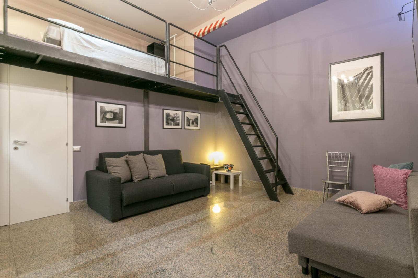 Appealing studio near the Sondrio metro photo 1